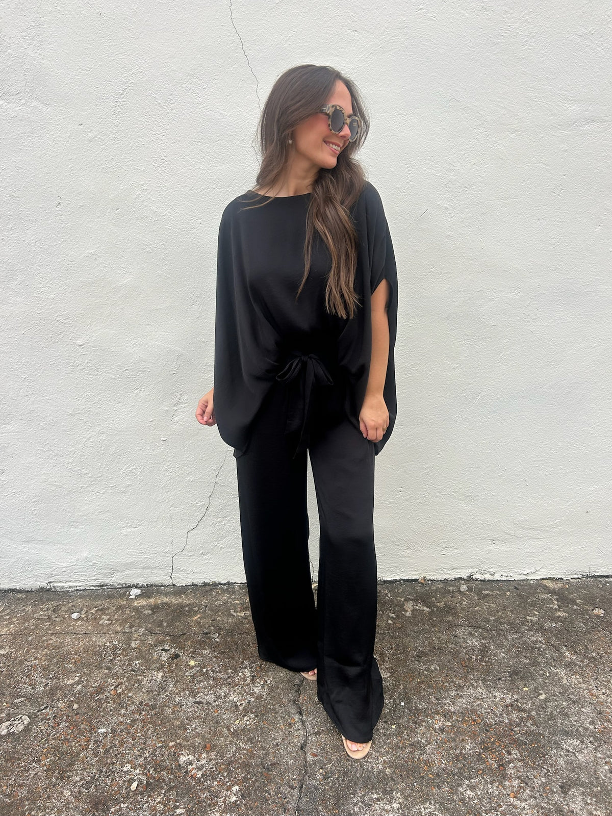 EFFORTLESS DRAPE BLOUSE IN BLACK