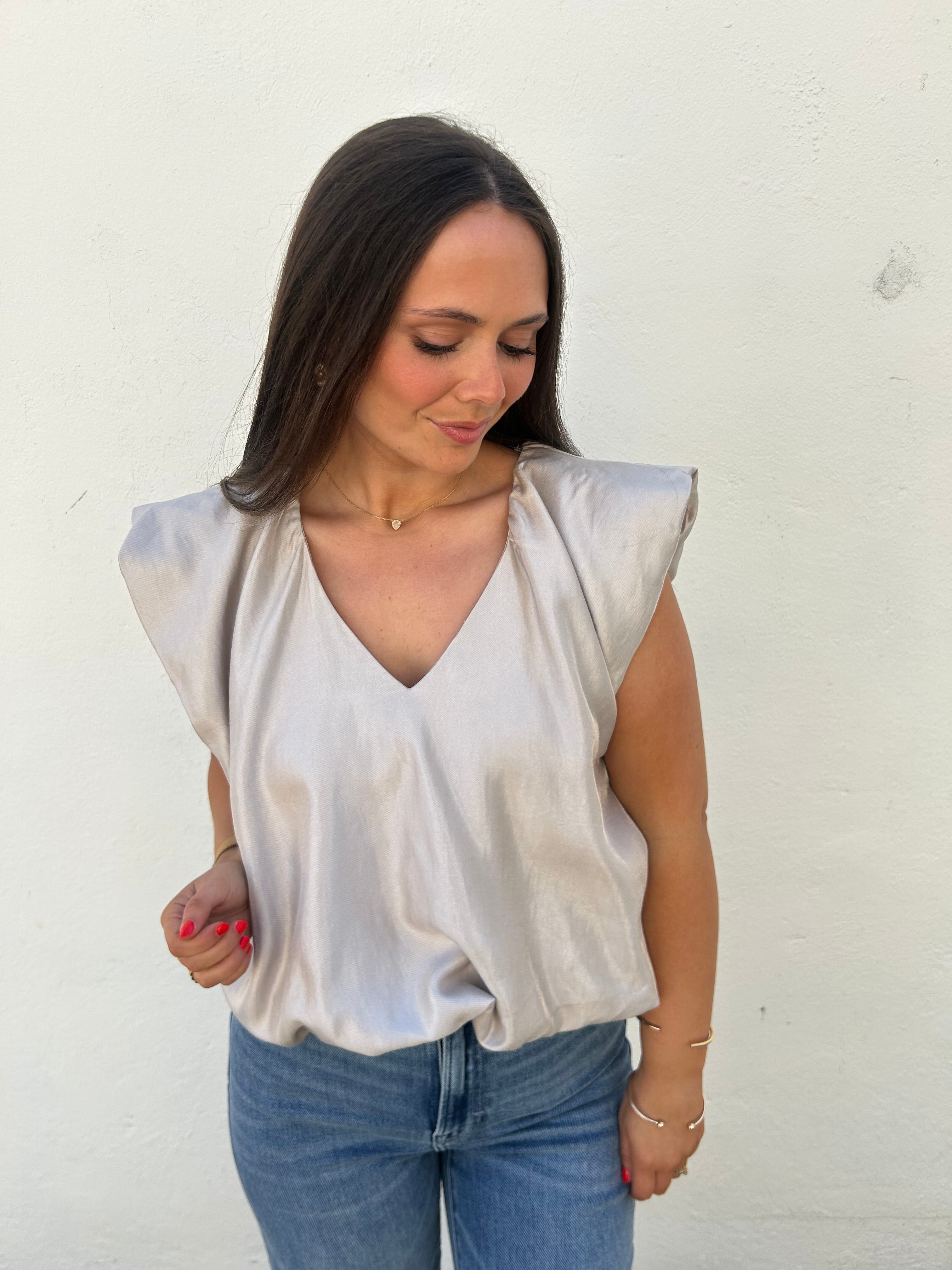 BUBBLE SLEEVE TAUPE TOP