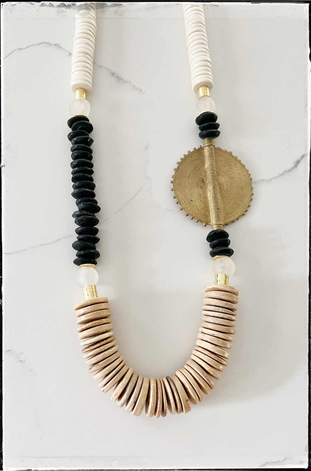 GENTRY BY JENNA | BRASS PENDANT NECKLACE - TAN + BLACK BEAD