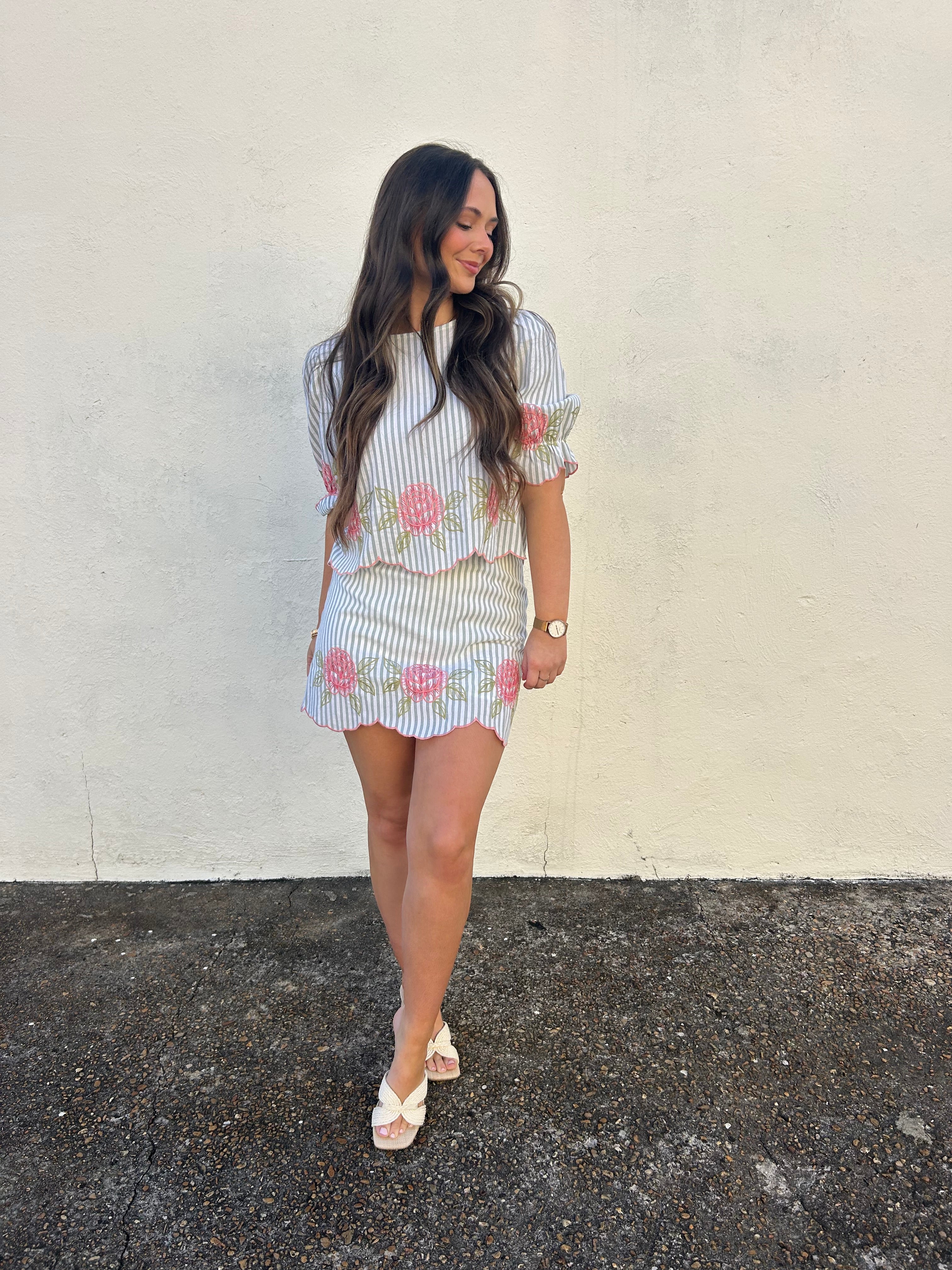 MYSTREE | PINSTRIPE SCALLOPED HEM EMBROIDERED SHIRT