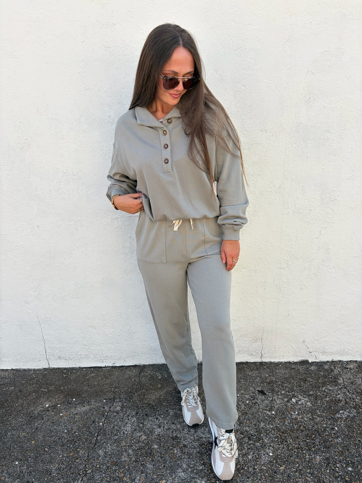 ELLE GREY | EVERGREEN CLASSIC SWEATPANTS