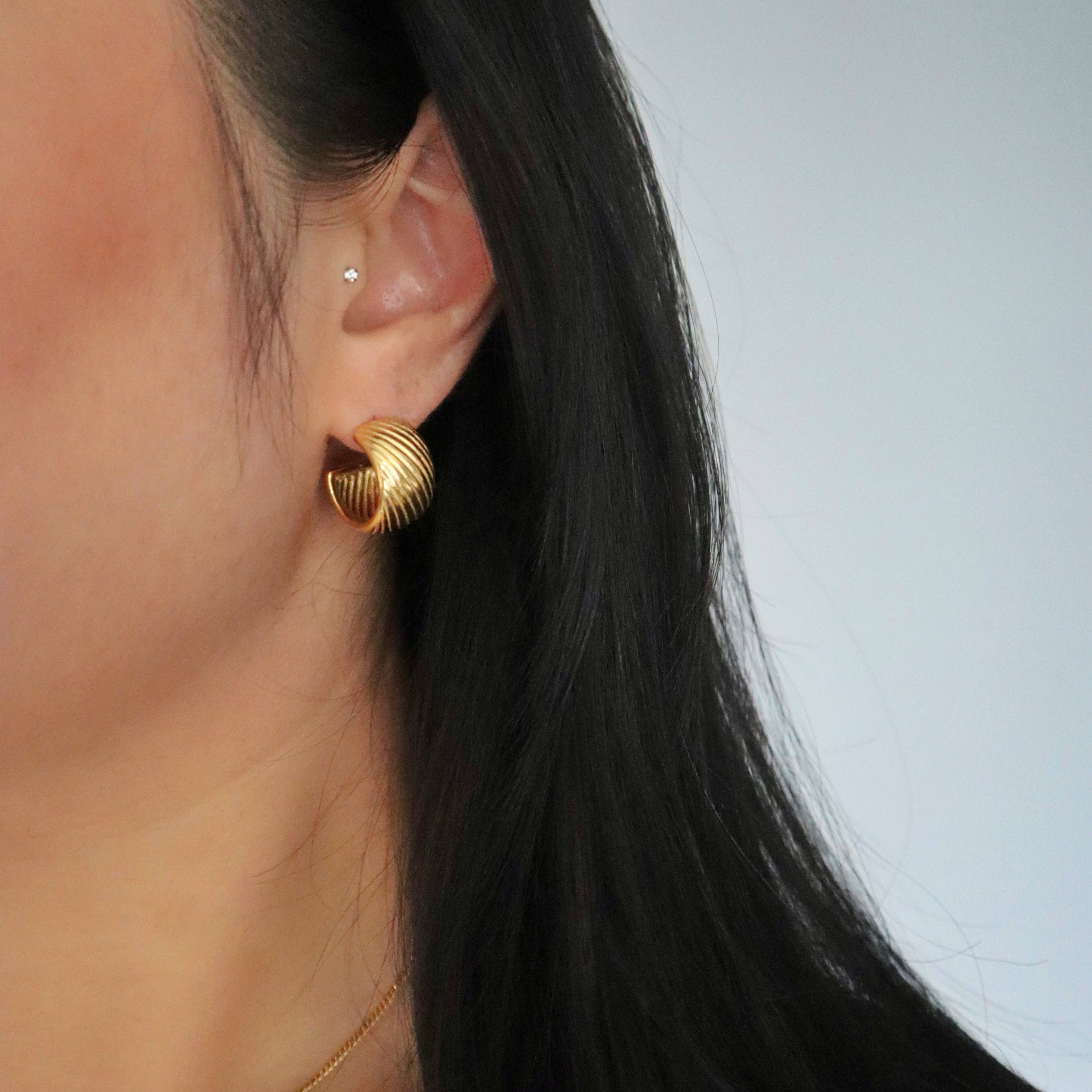 JESSA JEWELRY | CALI HOOPS