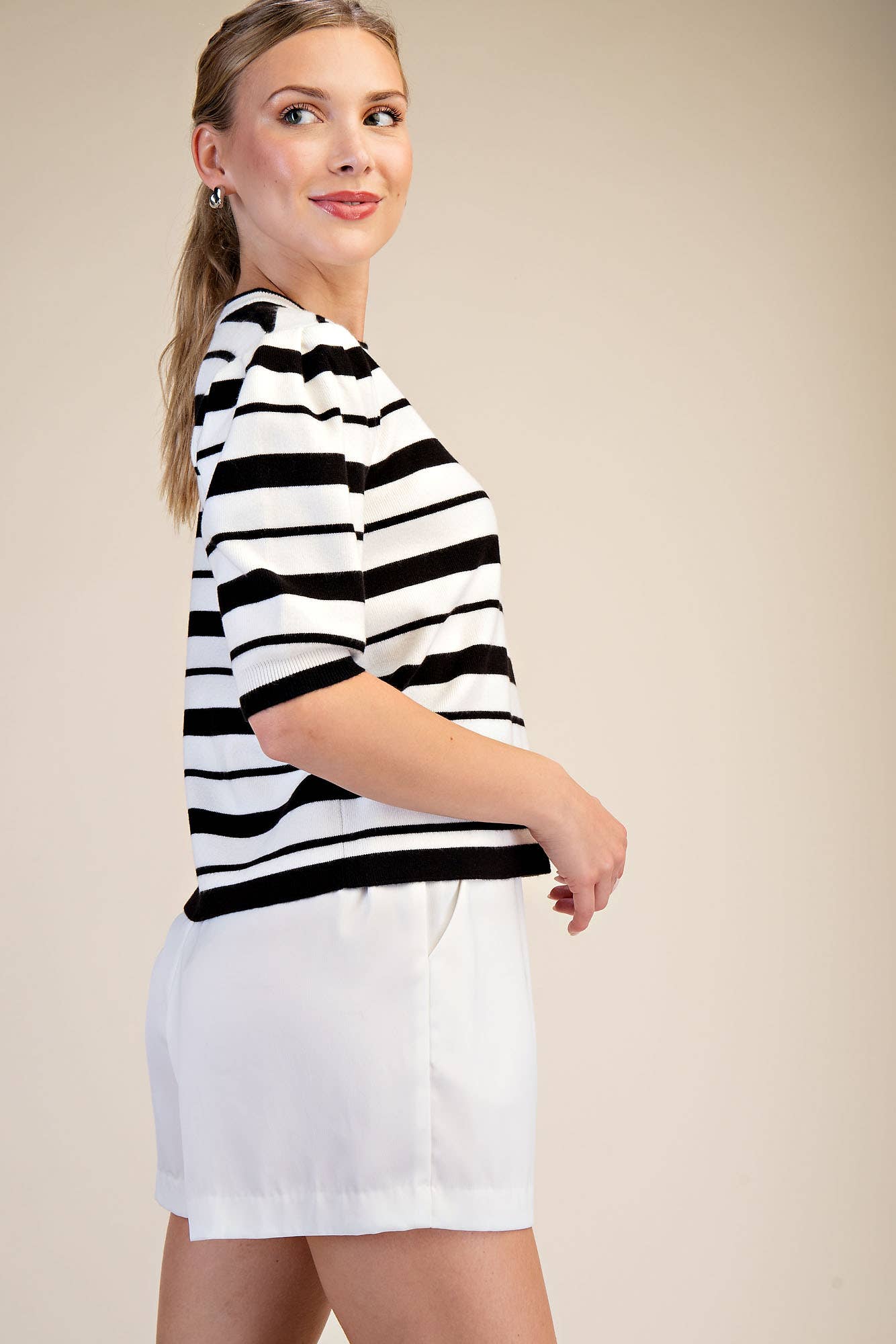 GLAM | BLACK + WHITE STRIPE PUFF SLEEVE TOP