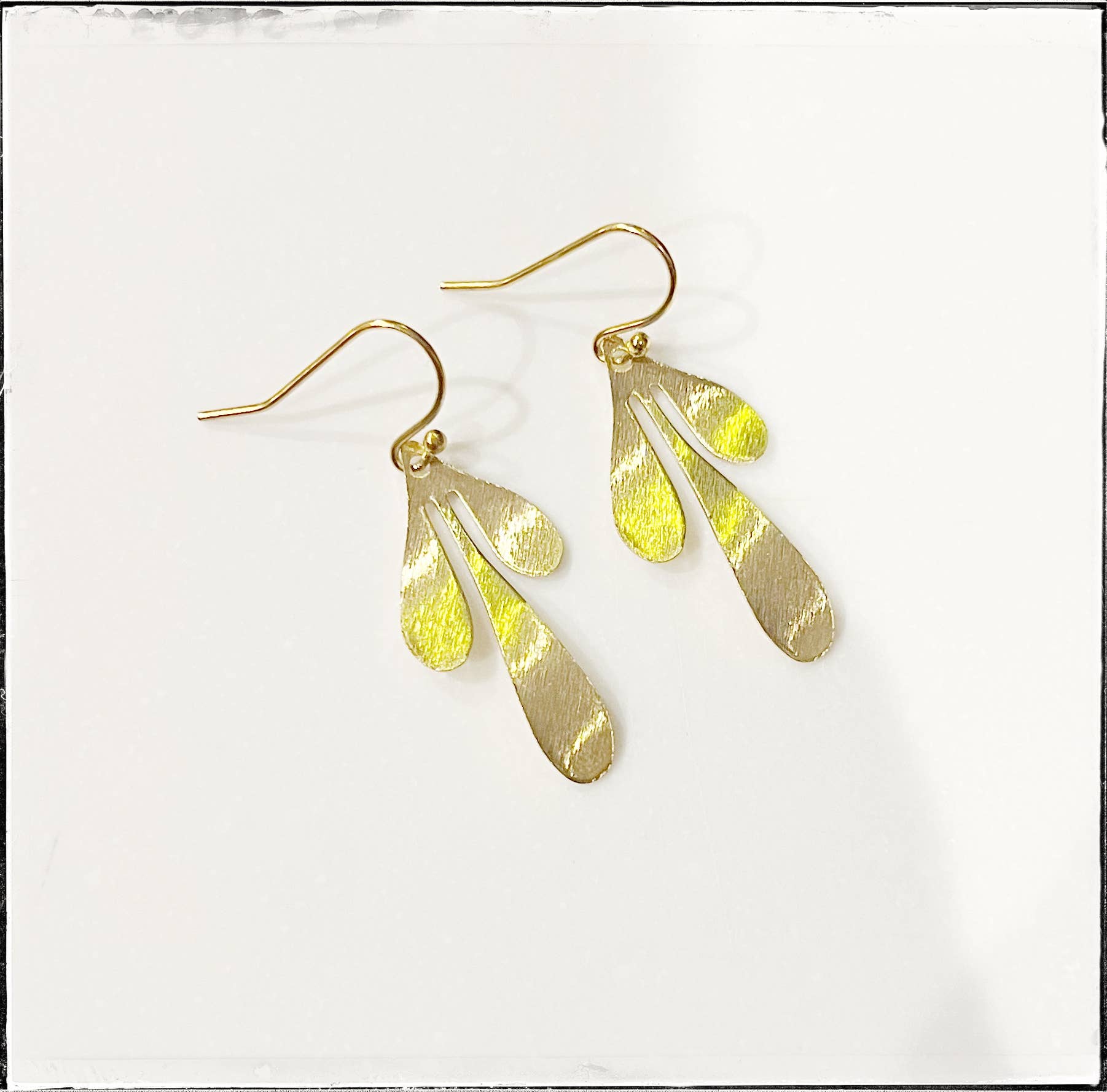 GENTRY BY JENNA | BRASS FLOWER LASER CUT EARRING