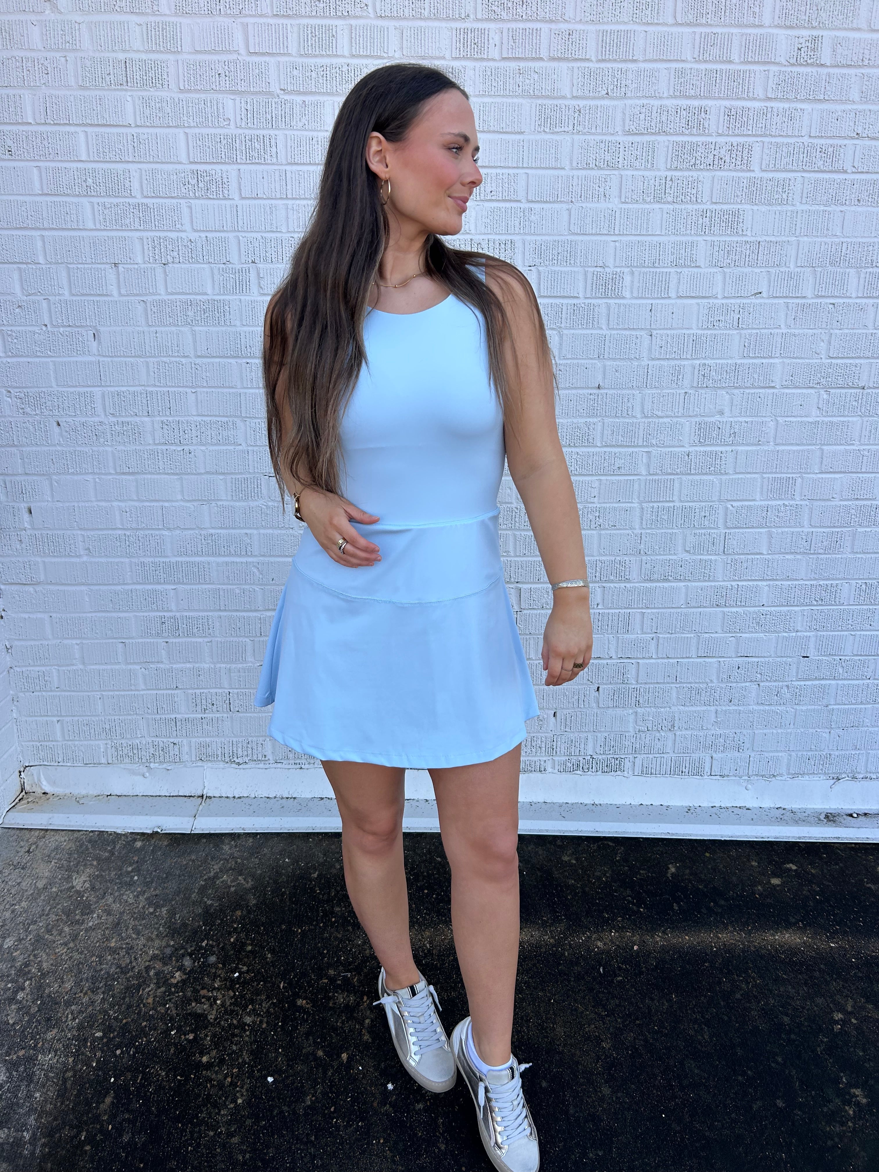 KARLIE | SOLID SCALLOP VBACK KOURT DRESS