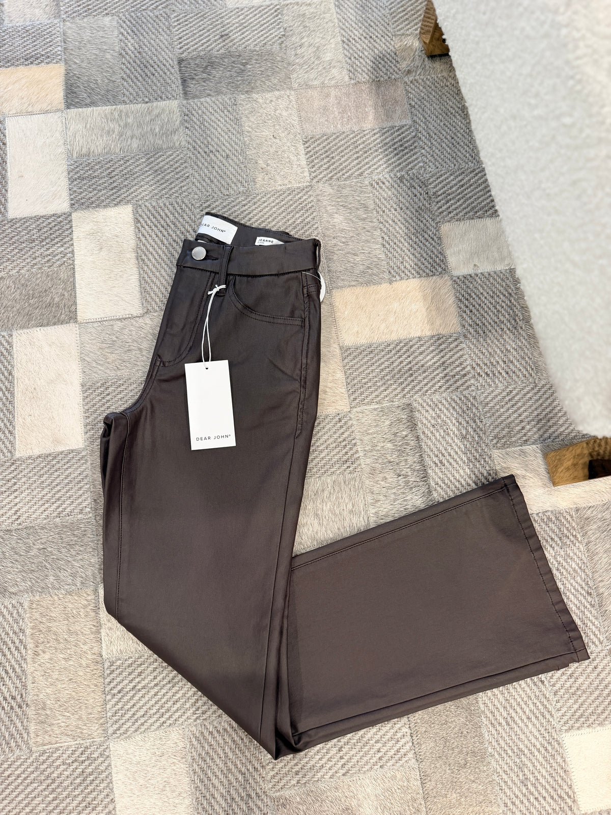 DEAR JOHN | JEANNE FLARE IN COATED CAPPUCCINO
