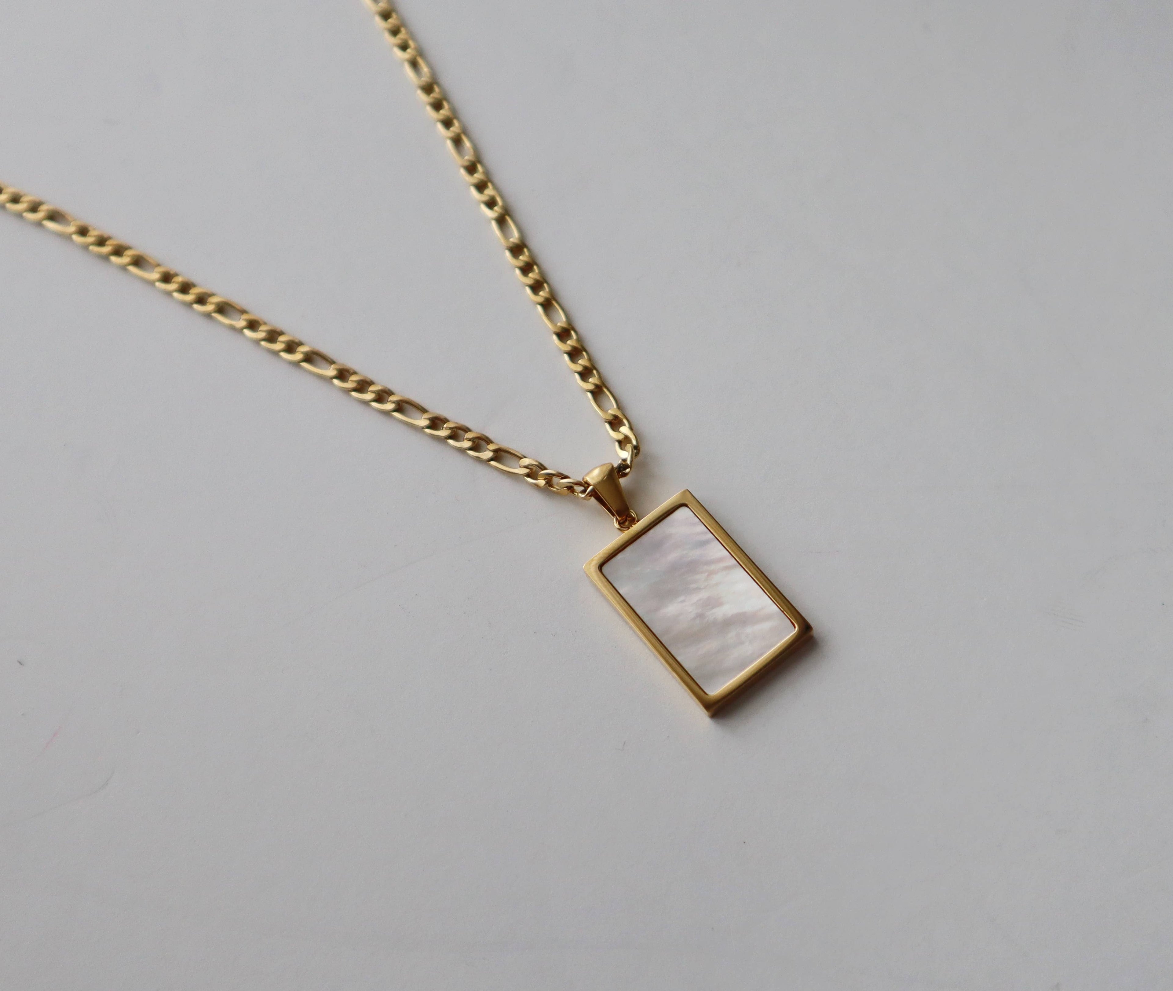 JESSA JEWELRY | SERENITY WHITE SHELL PENDANT NECKLACE