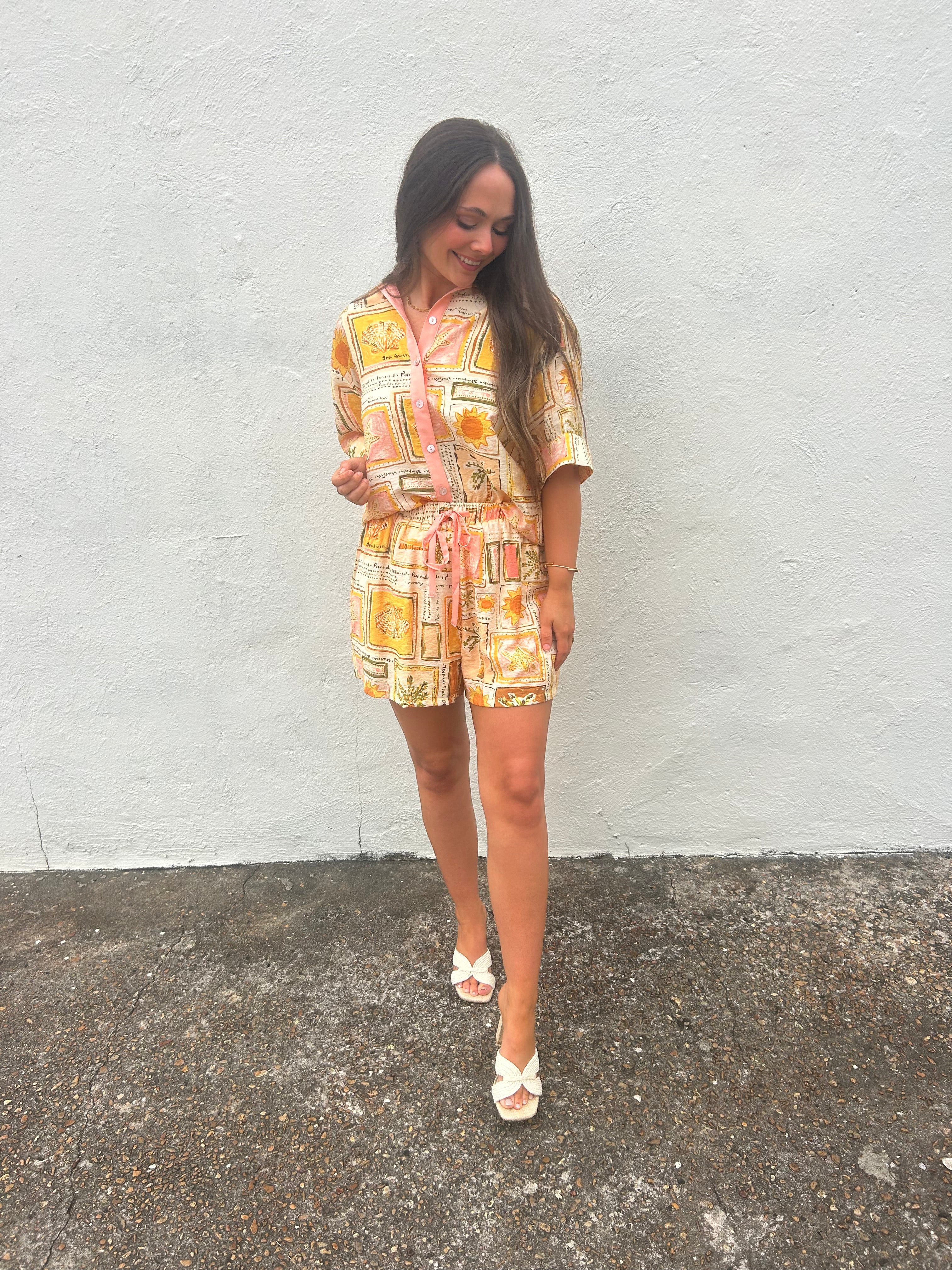 SANDCASTLE PRINT BUTTON FRONT BLOUSE