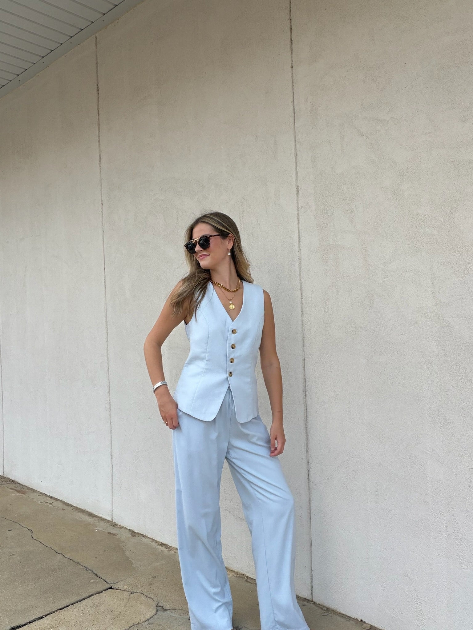 POWDER BLUE LINEN VEST
