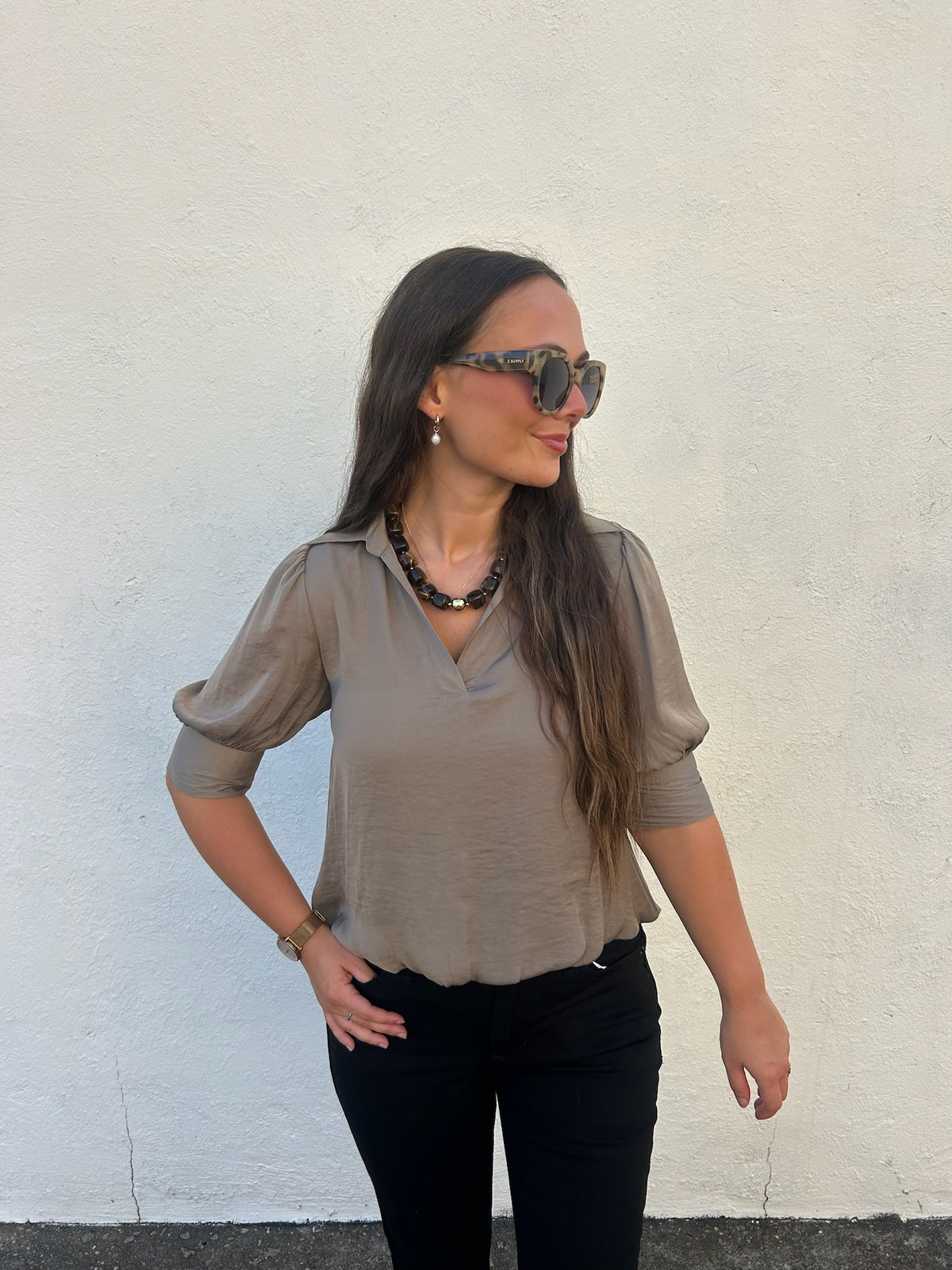 MONROE SATIN COLLARED BLOUSE