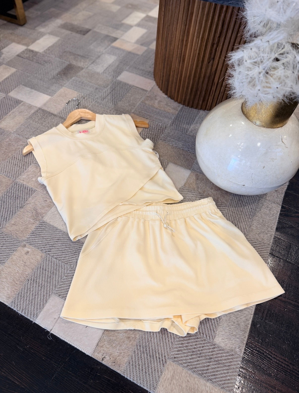 CROSSOVER TOP | BUTTER YELLOW