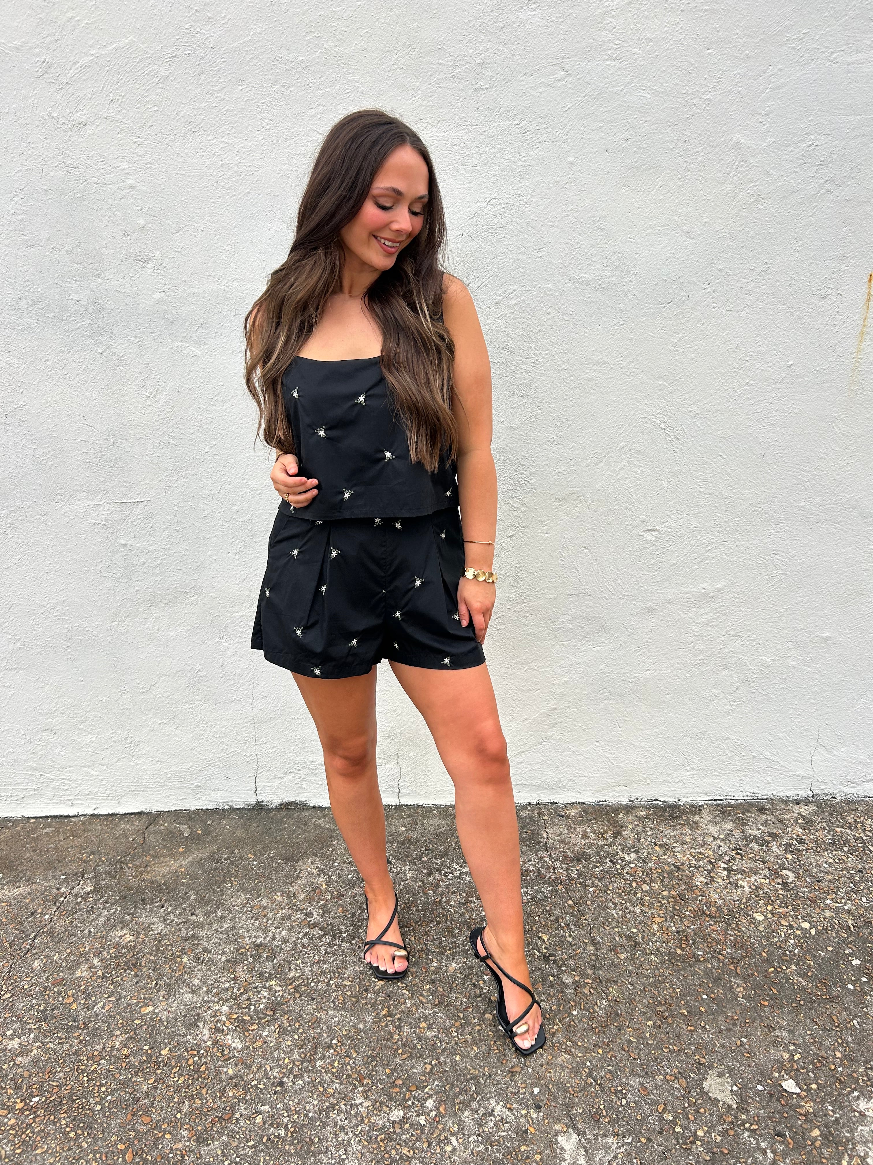 THE VIENNA EMBROIDERED SET