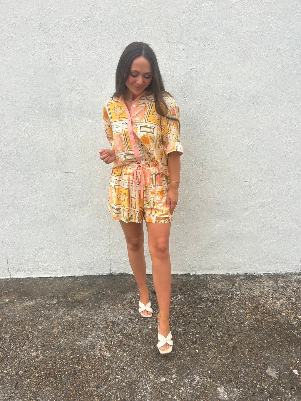 SANDCASTLE PRINT BUTTON FRONT BLOUSE