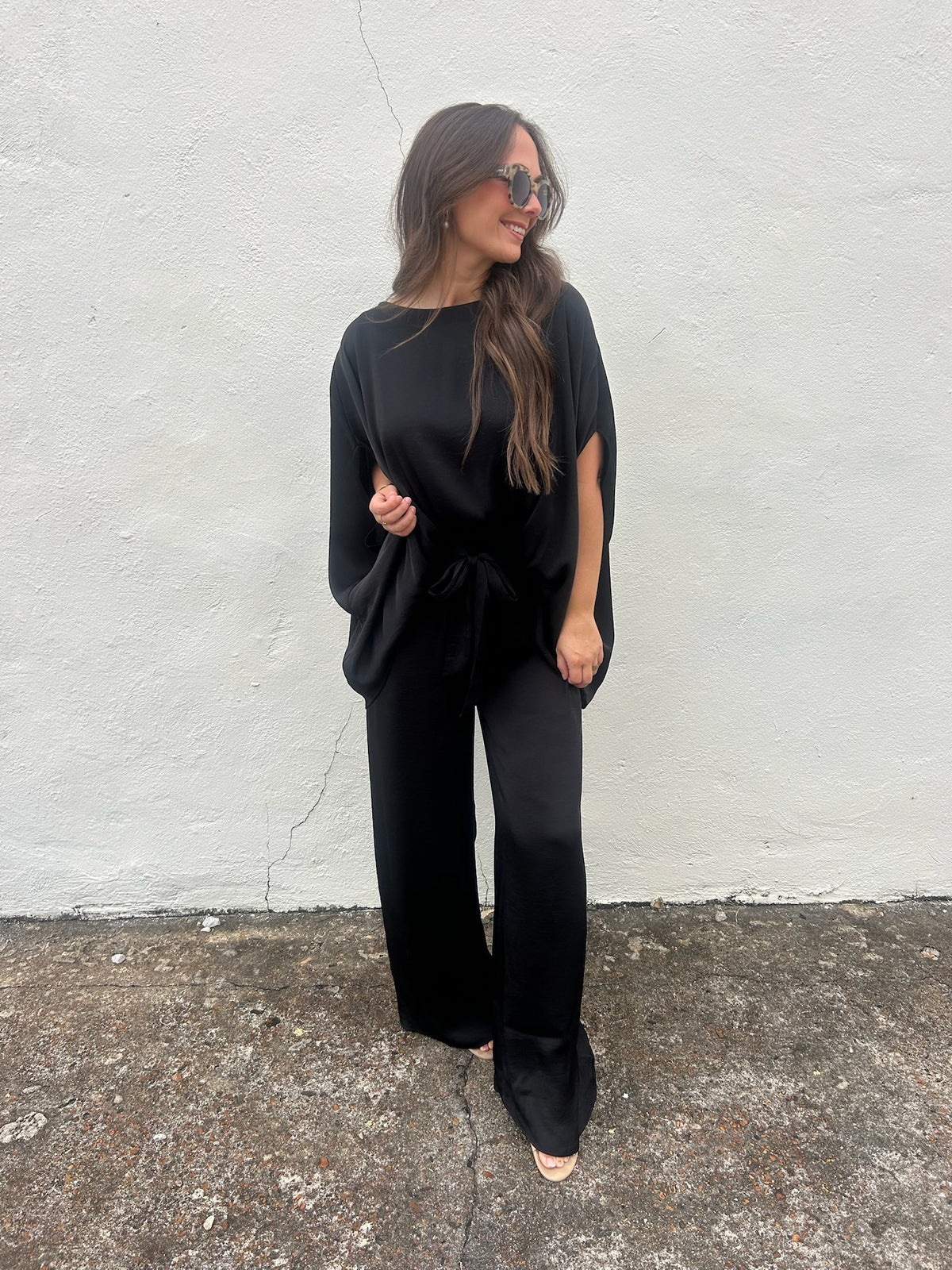 EFFORTLESS DRAPE BLOUSE IN BLACK