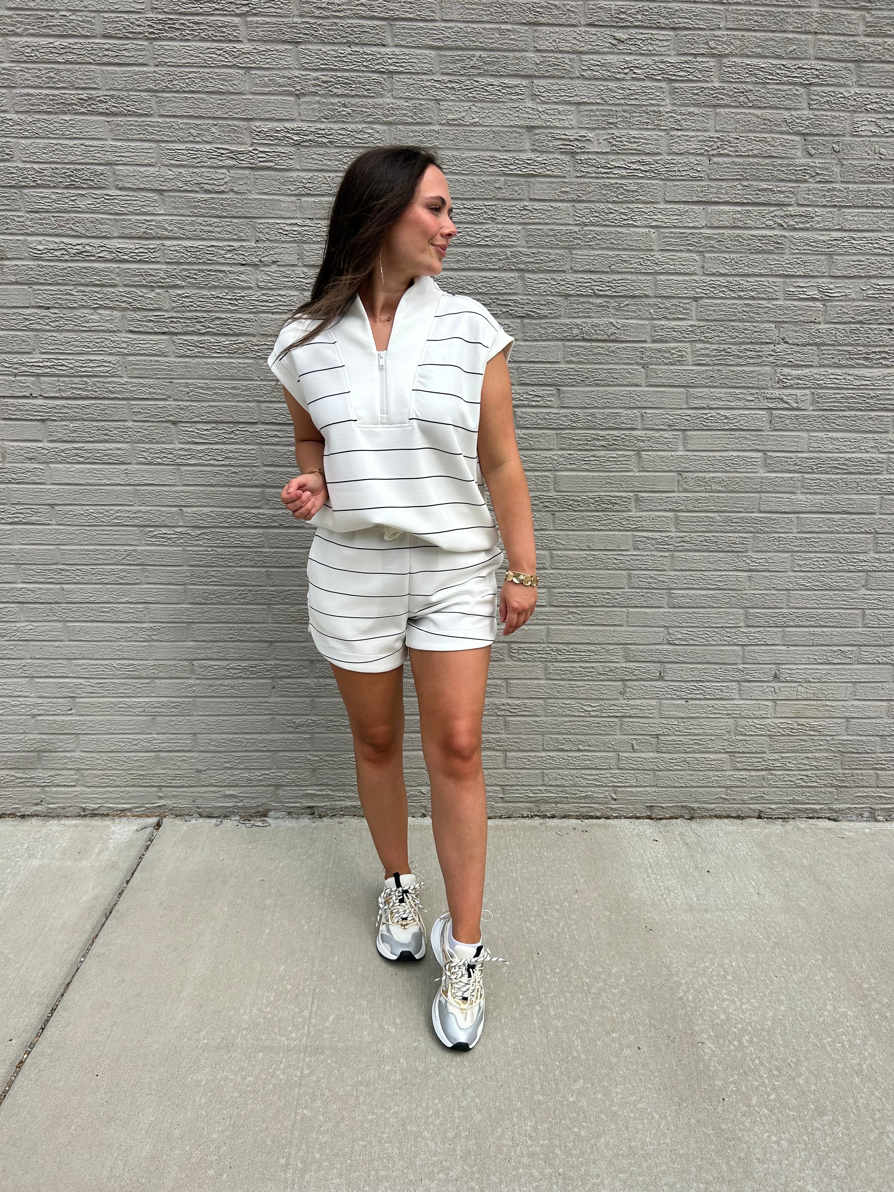 COURTSIDE STRIPE SHORT IN CREAM + BLACK