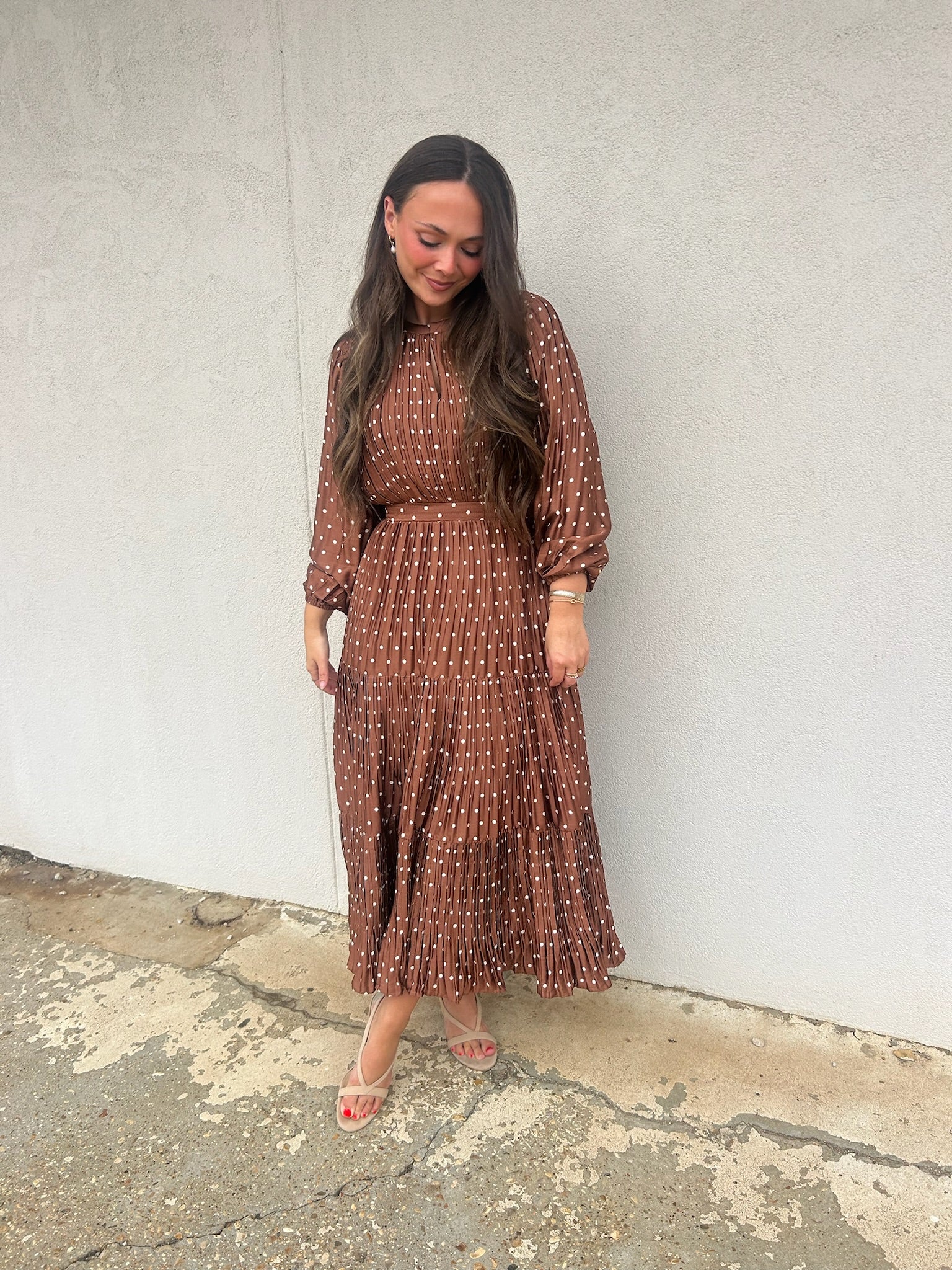 MOCHA MUSE MIDI DRESS
