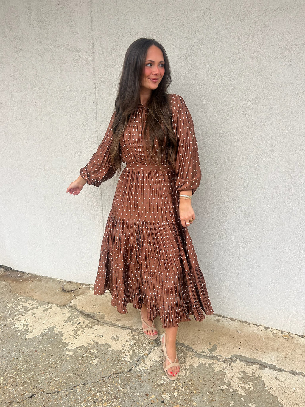 MOCHA MUSE MIDI DRESS