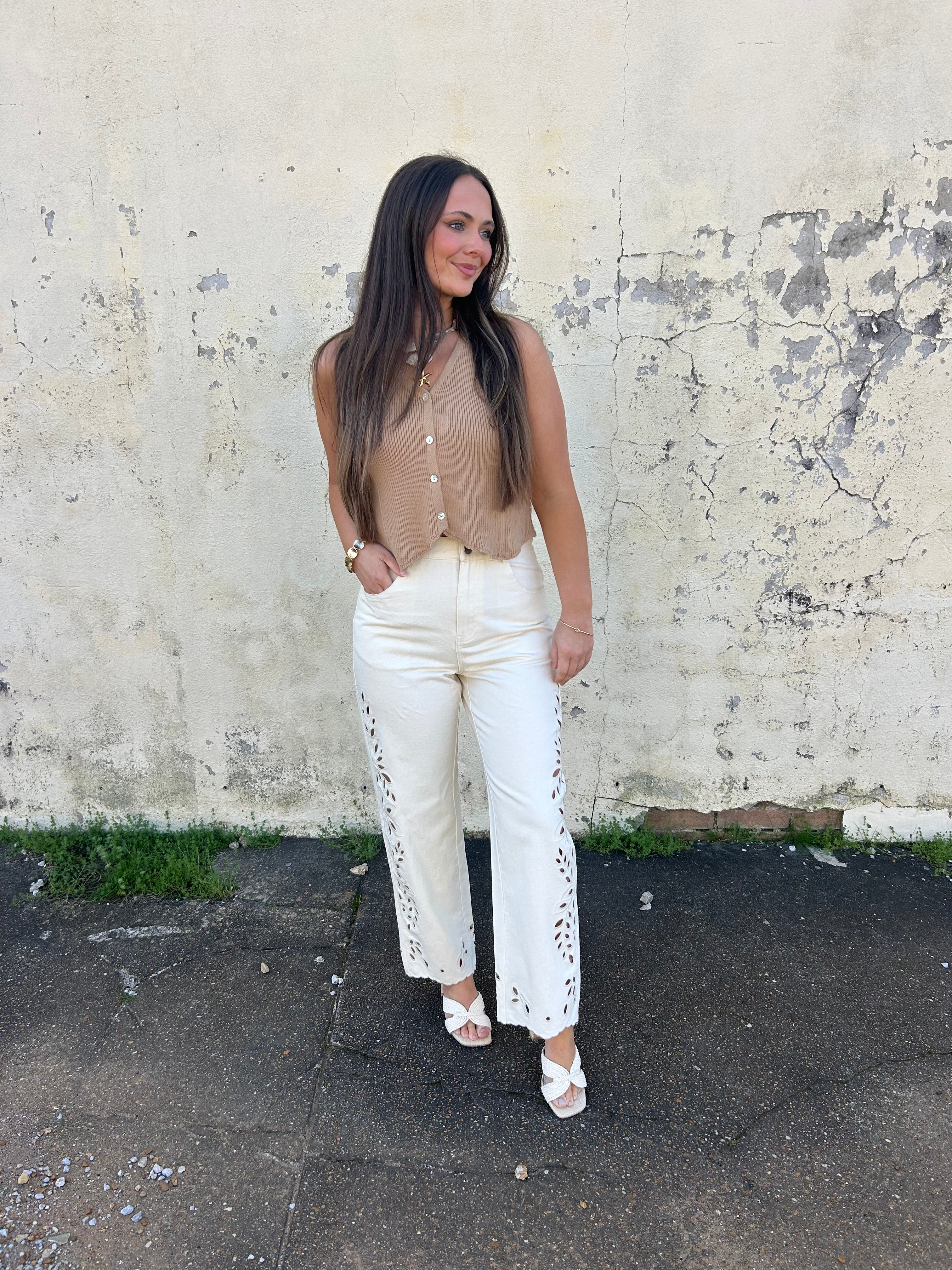 HEIRLOOM EYELET MOM JEAN
