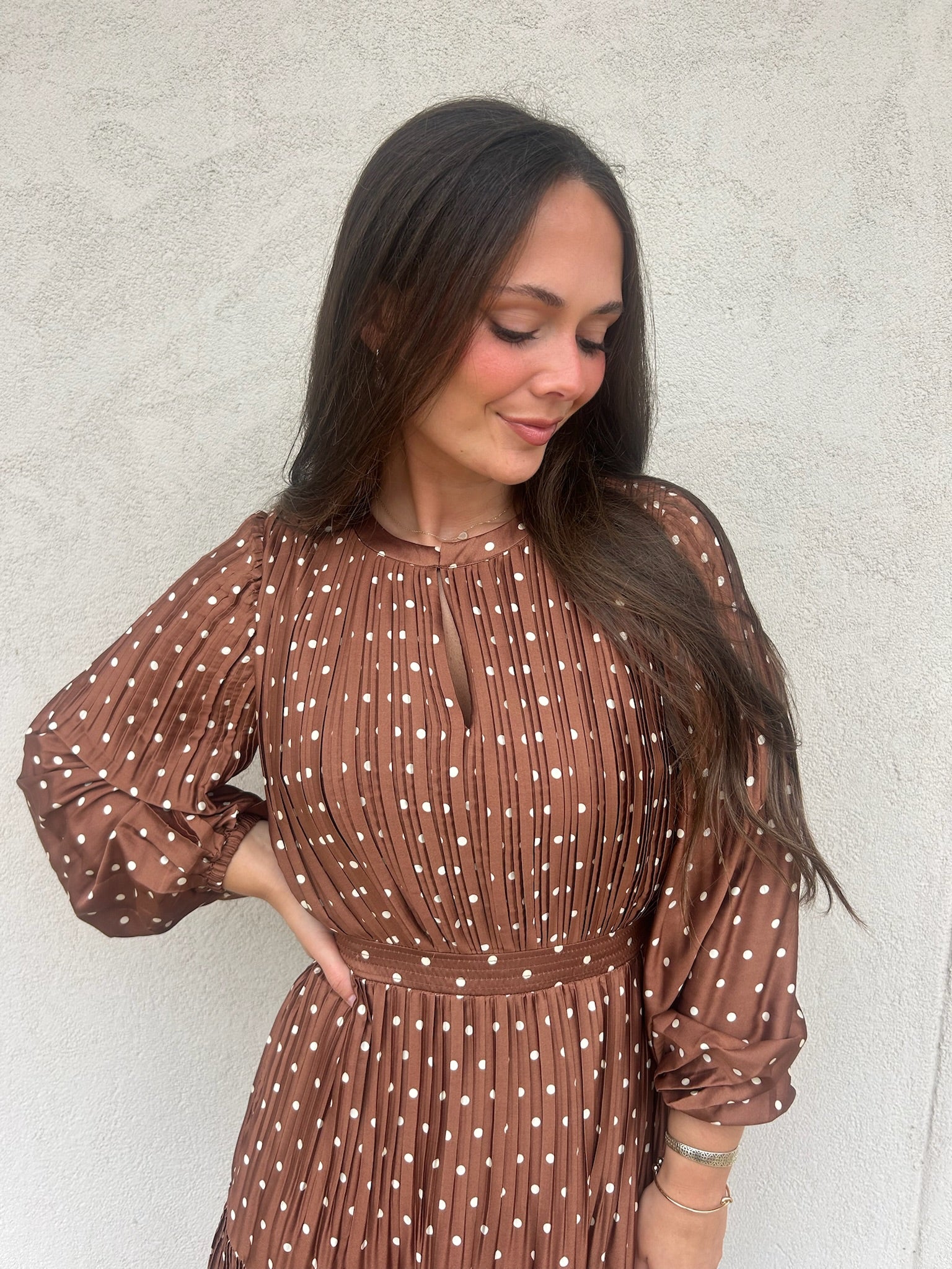MOCHA MUSE MIDI DRESS