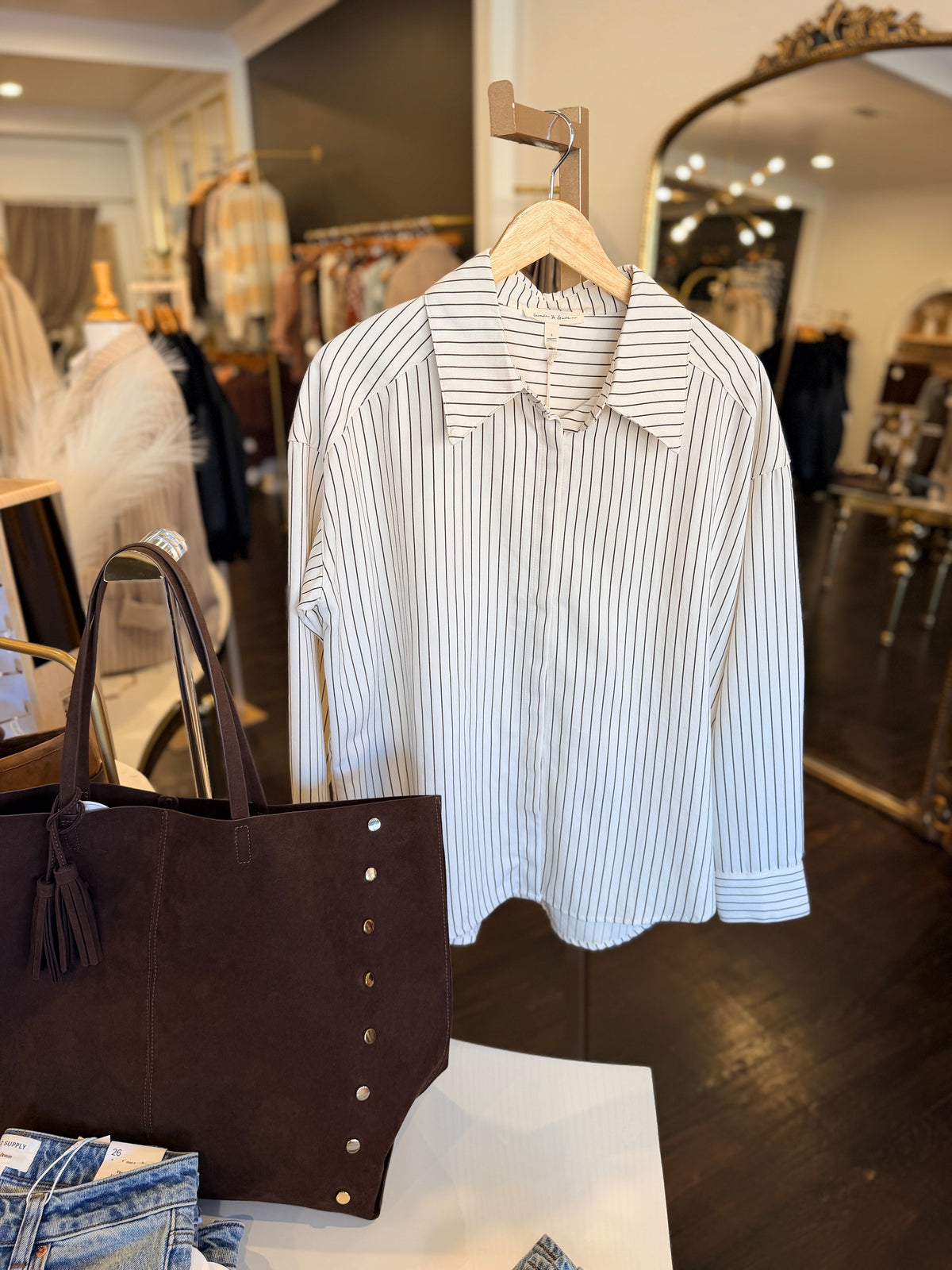 THE PINSTRIPE EDIT BUTTON DOWN