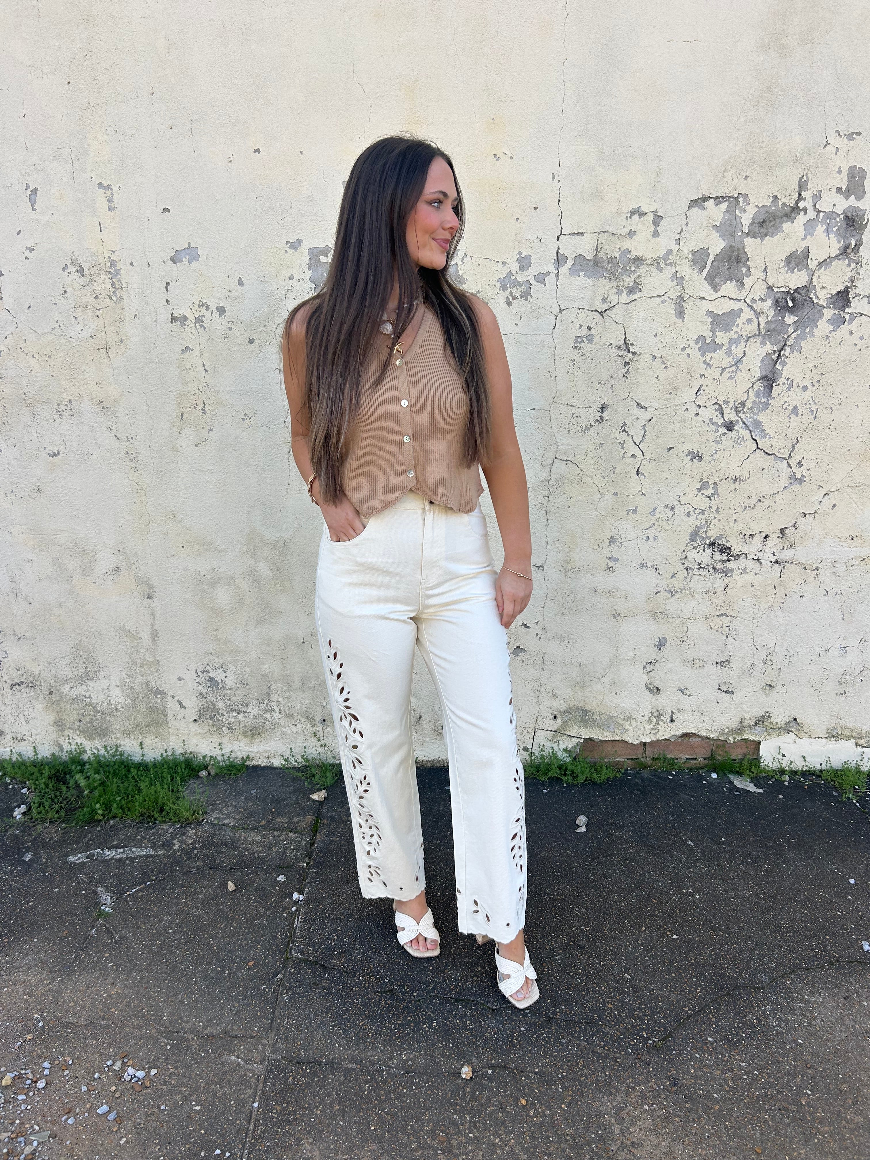 HEIRLOOM EYELET MOM JEAN