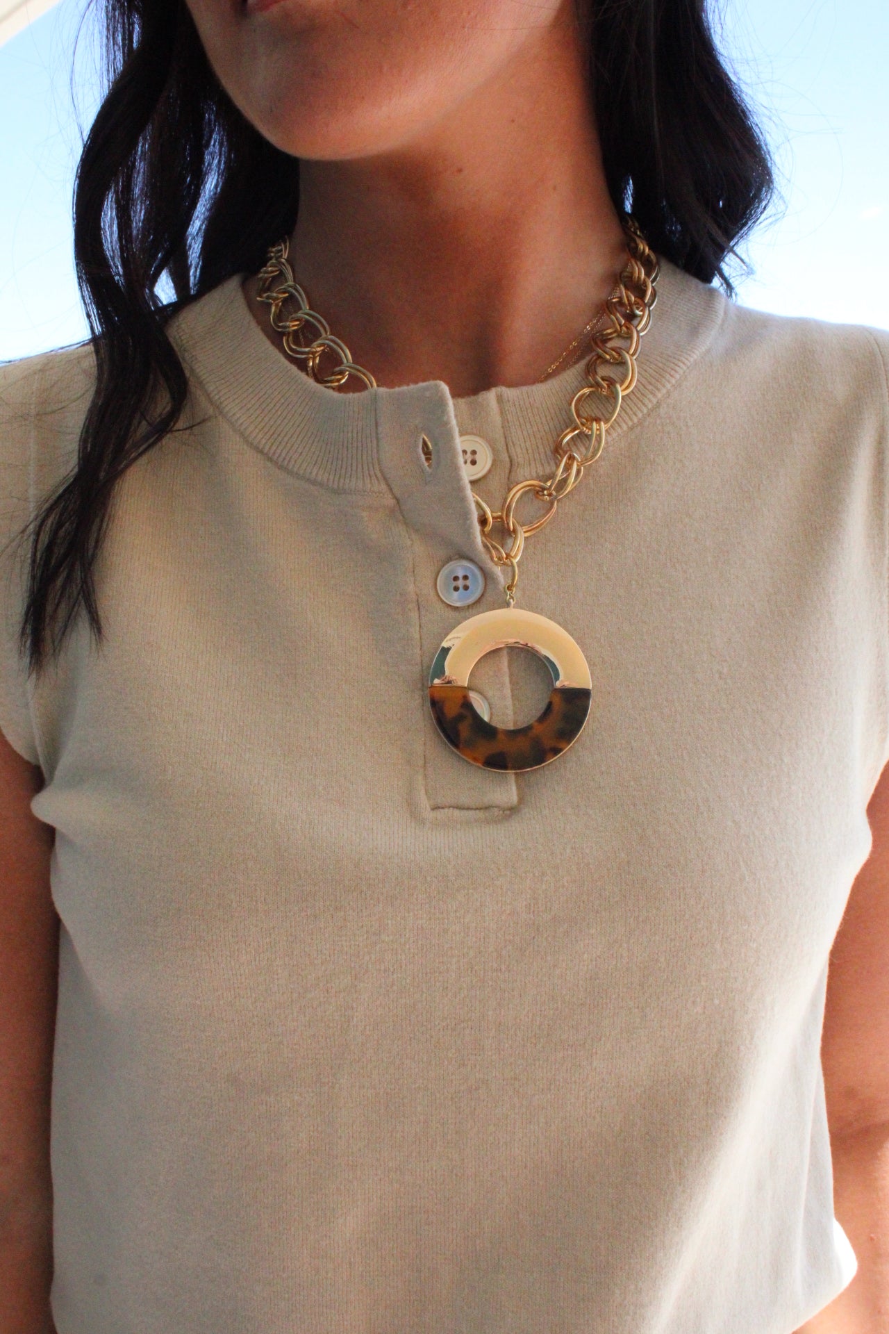 CURRENT AIR | THE ESSENTIAL SWEATER TANK IN LIGHT TAUPE