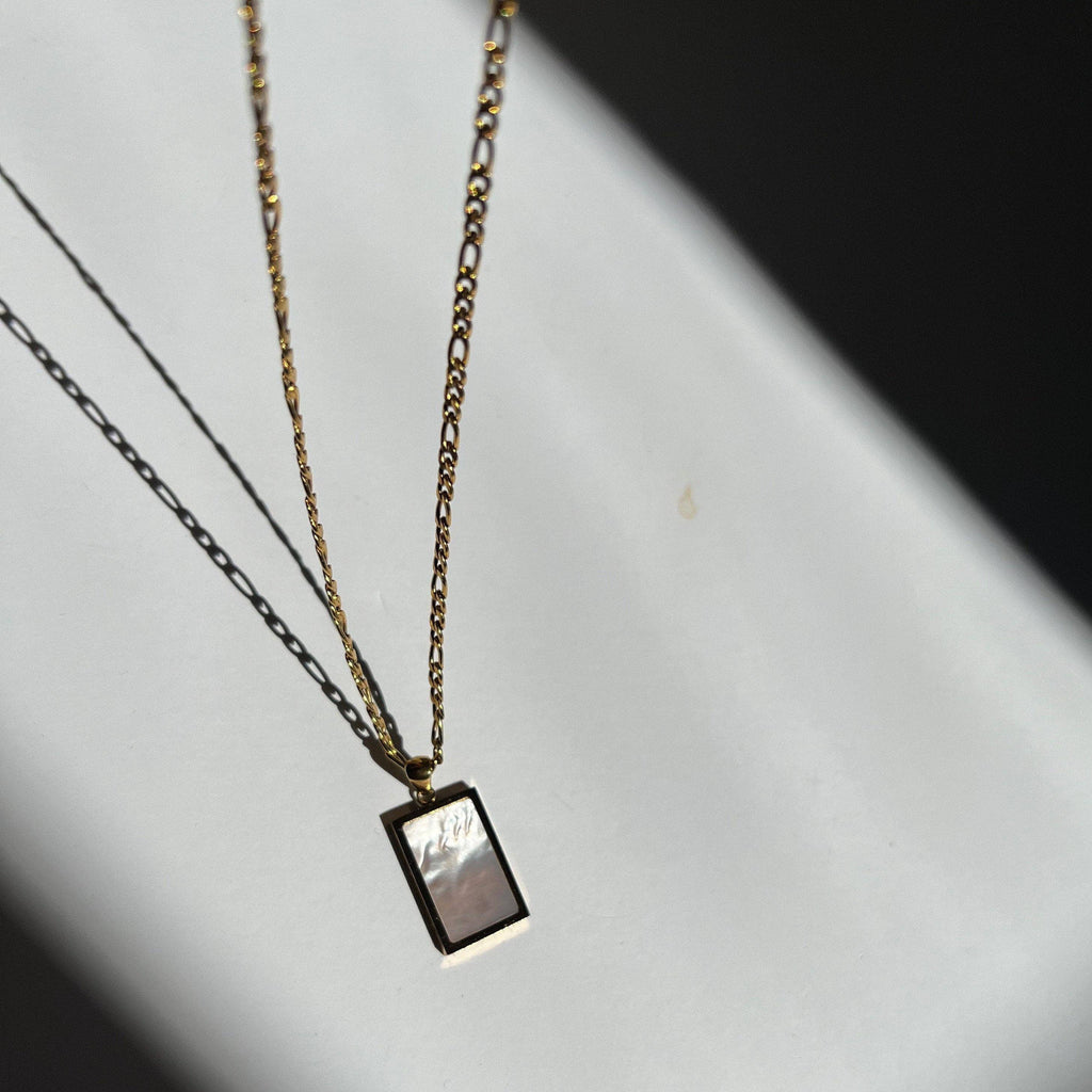 JESSA JEWELRY | SERENITY WHITE SHELL PENDANT NECKLACE