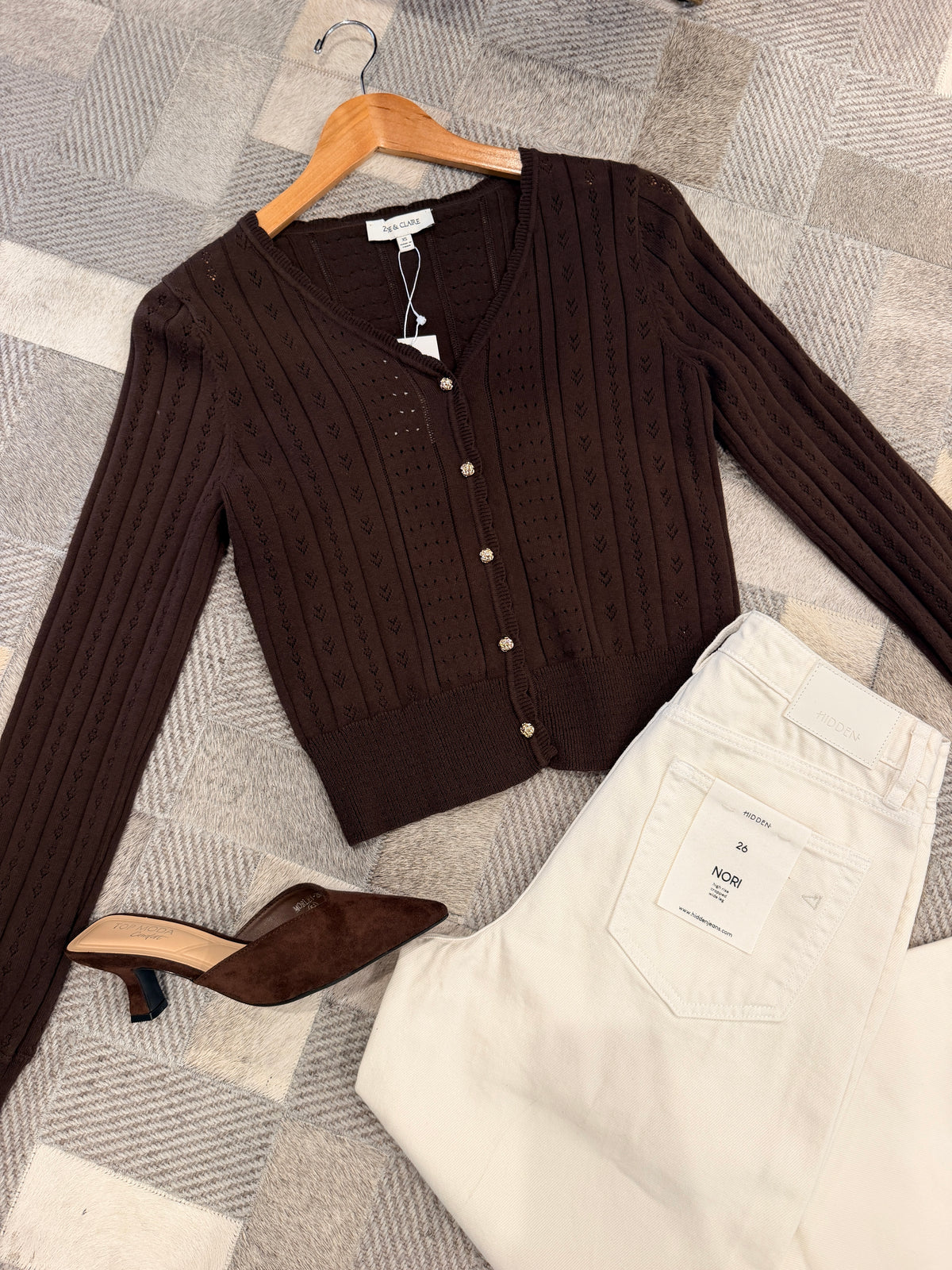 CHOCOLATE CHARM SCALLOP TOP