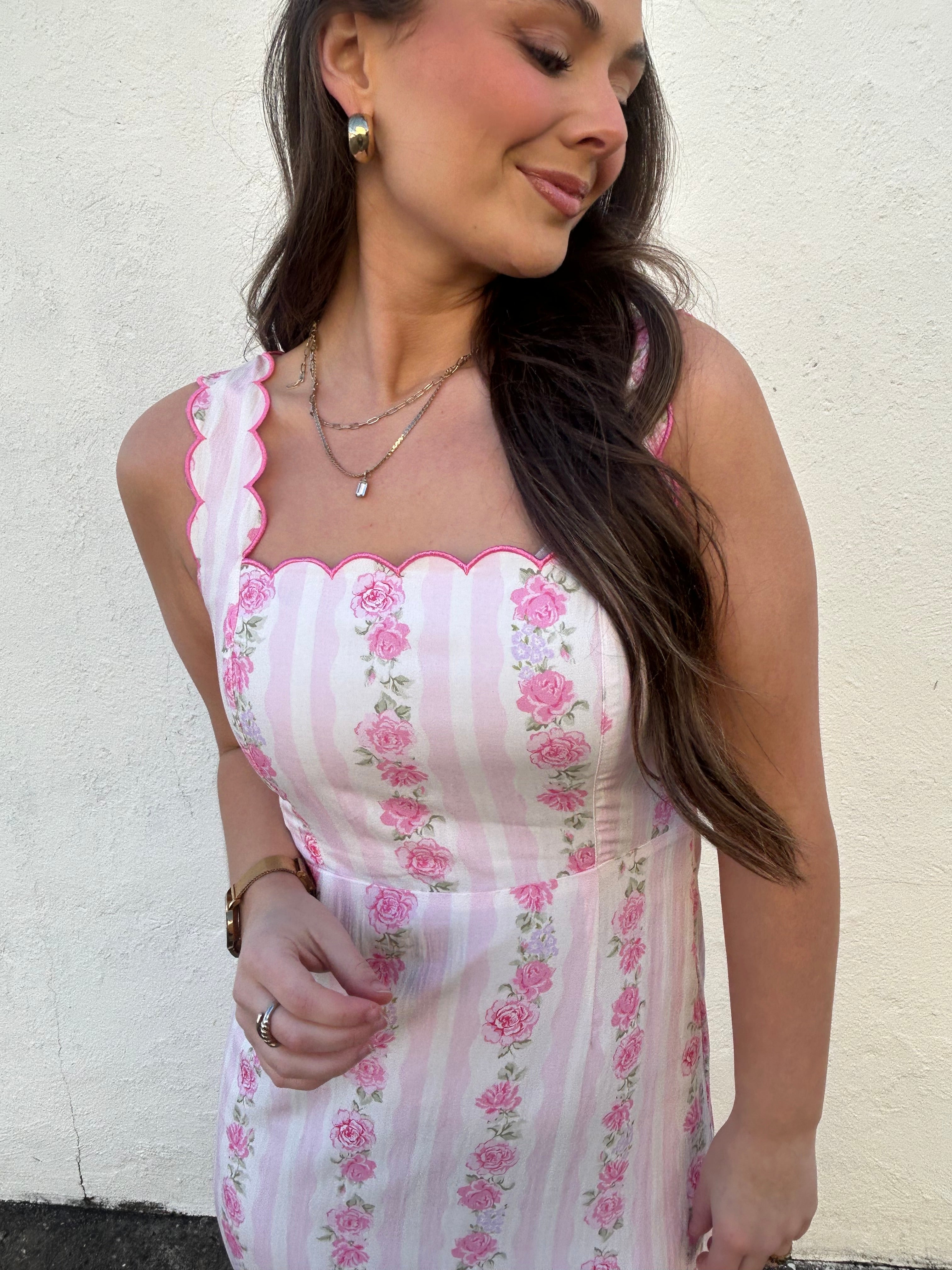 TCEC | PRETTY IN PINK SCALLOP DRESS