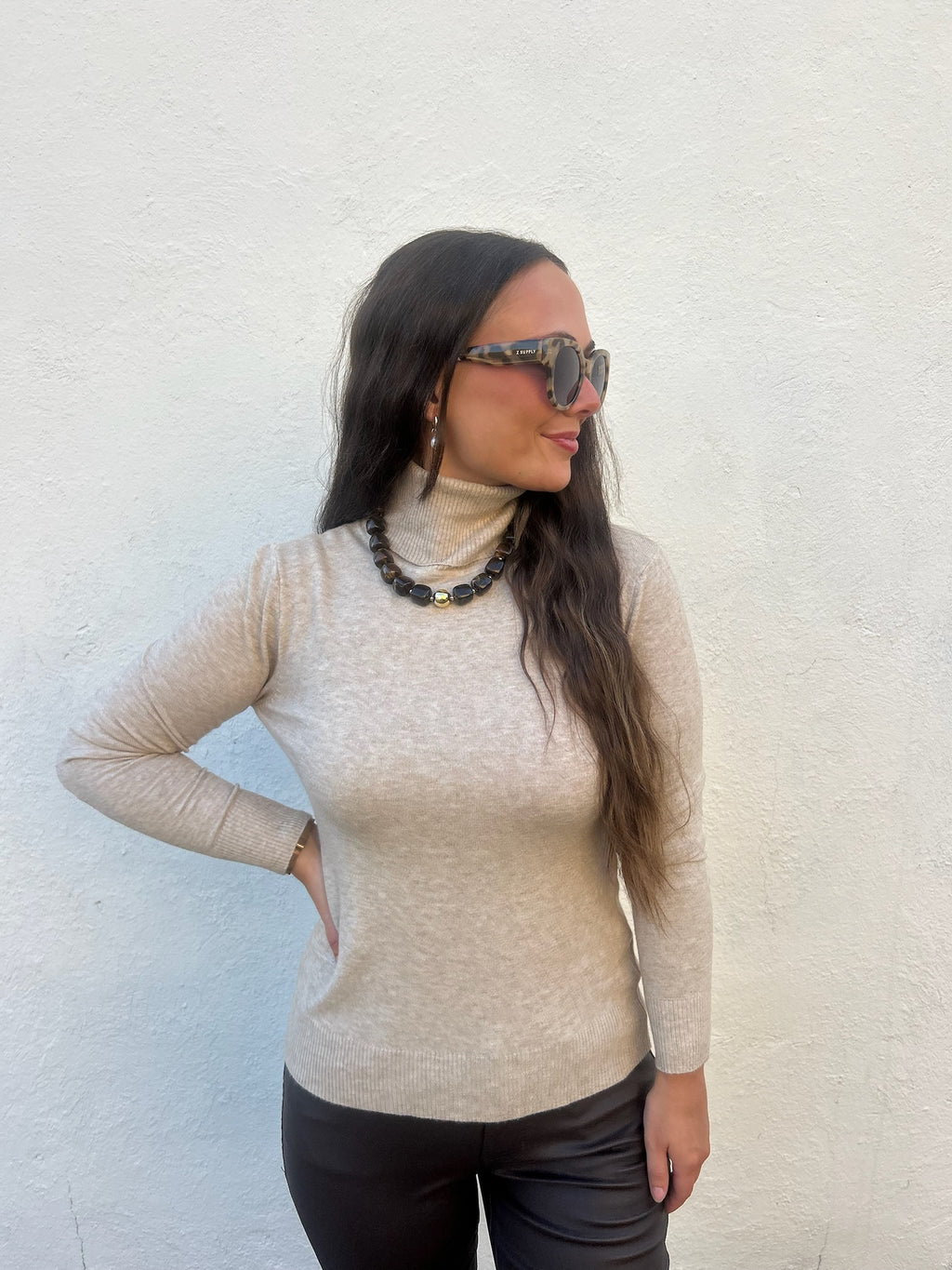 THE CLASSIC TURTLENECK SWEATER