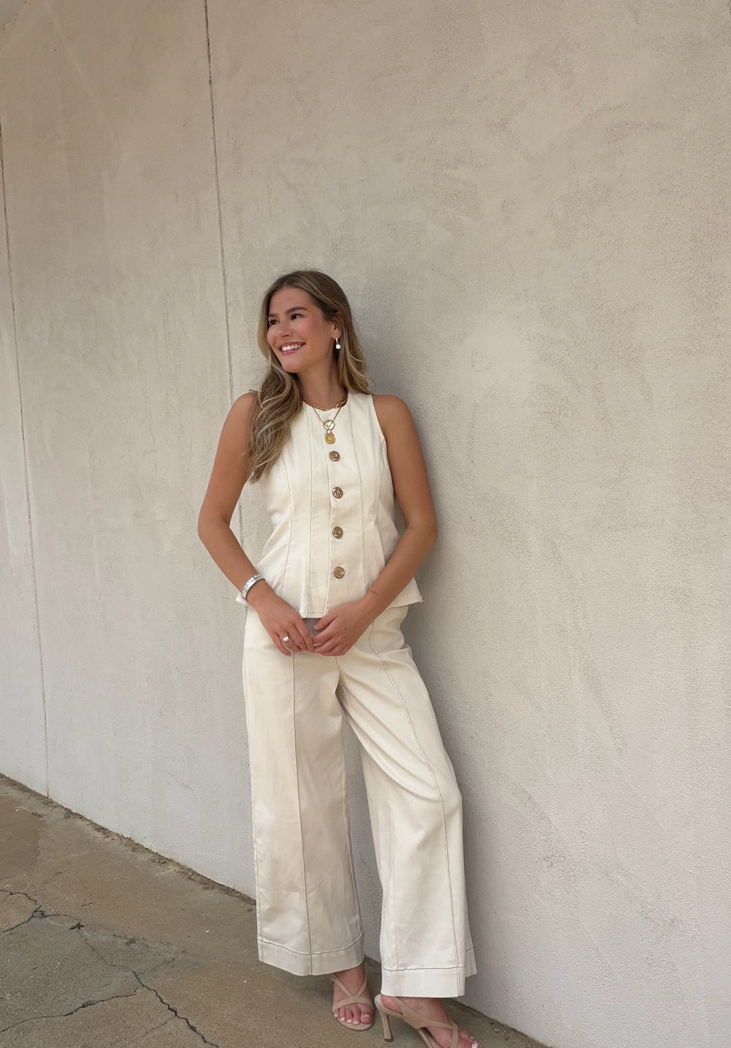 COASTAL LINEN VEST SET