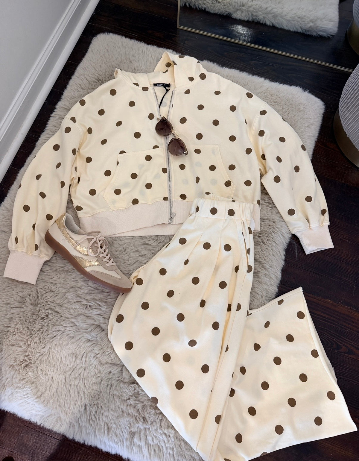 MOCHA DOT ZIP-UP SWEATSHIRT