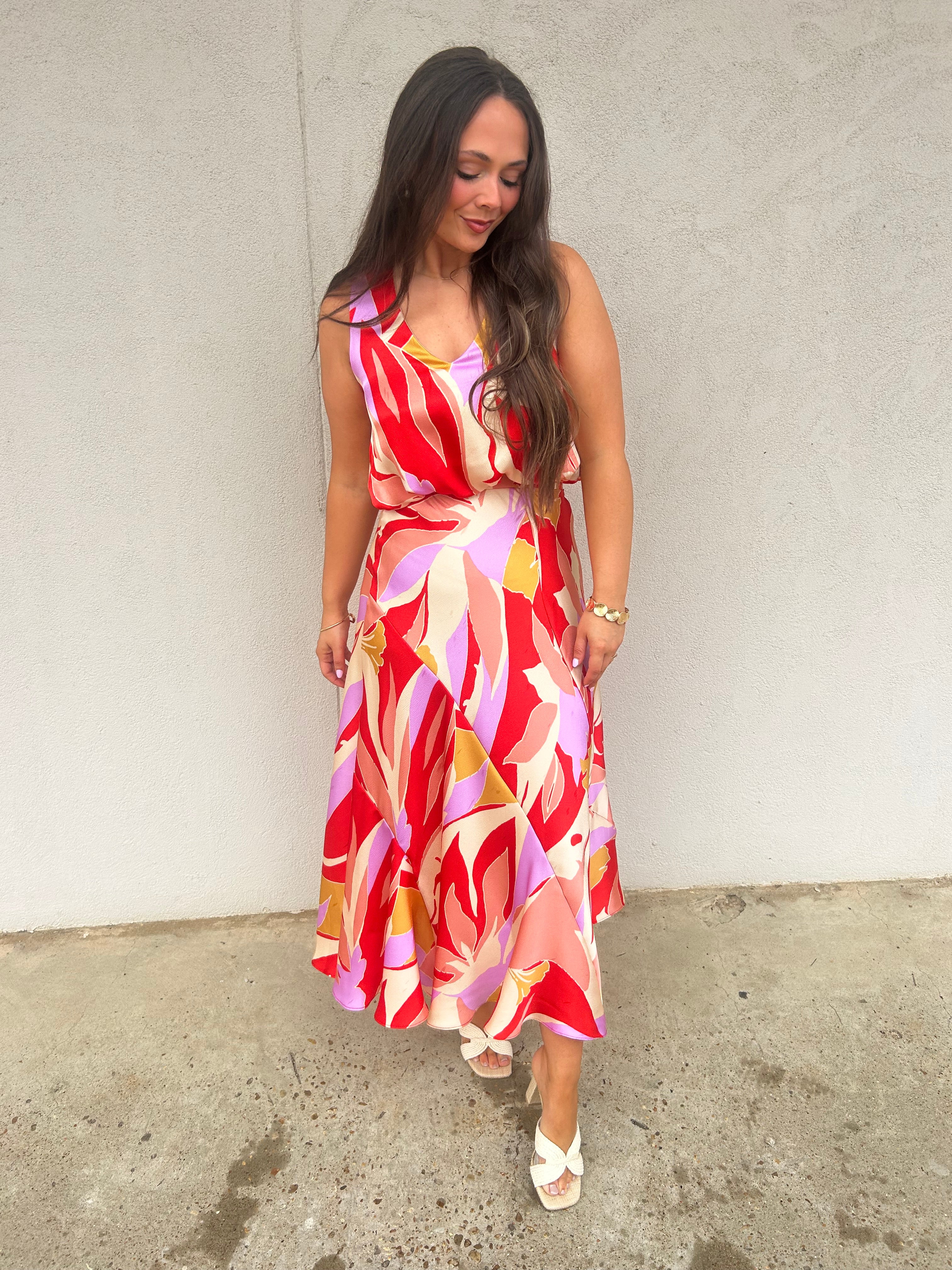 SUNSET BLOOM BUBBLE HEM TOP