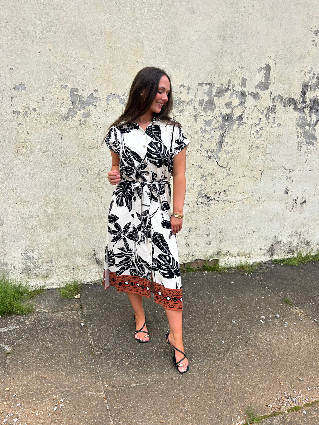 THE CAPRI LINEN DRESS