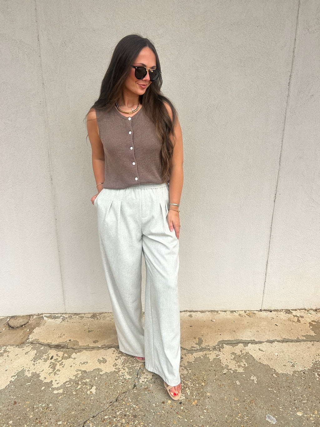 THE IVORY ELEVATED PLEATED PANT
