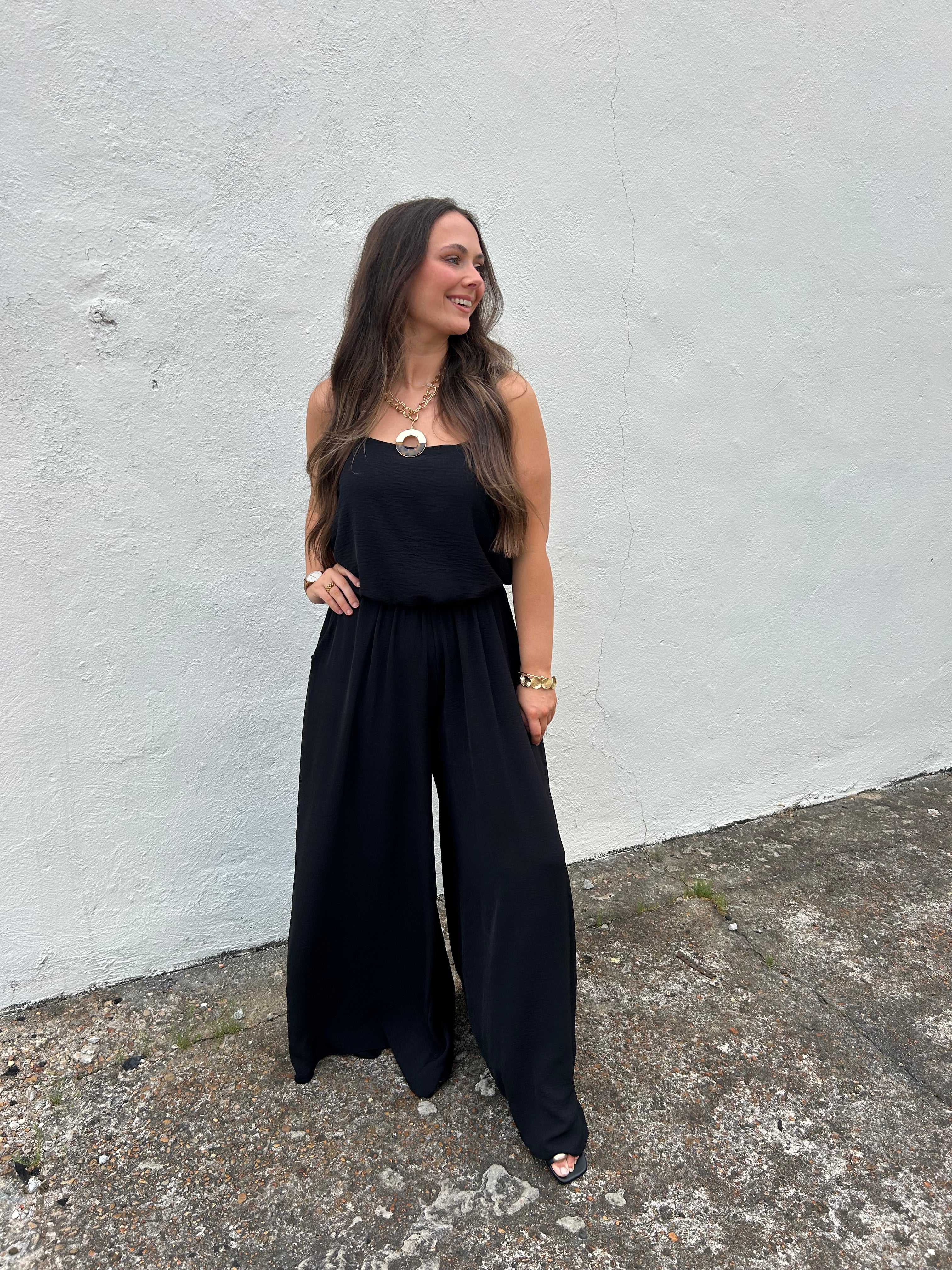 BLACK TIE BUBBLE HEM TOP