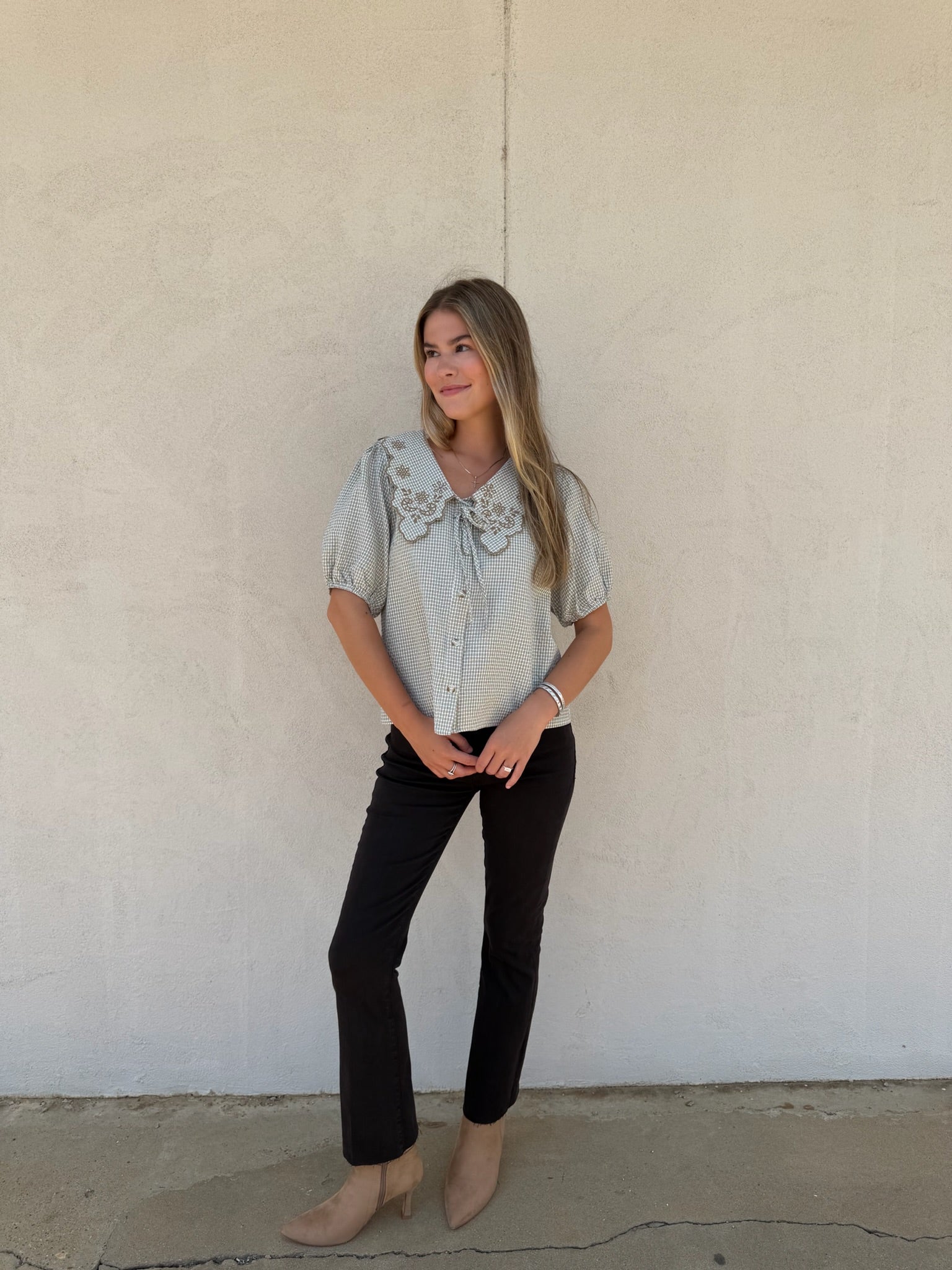 THE HEIRLOOM COLLAR TOP