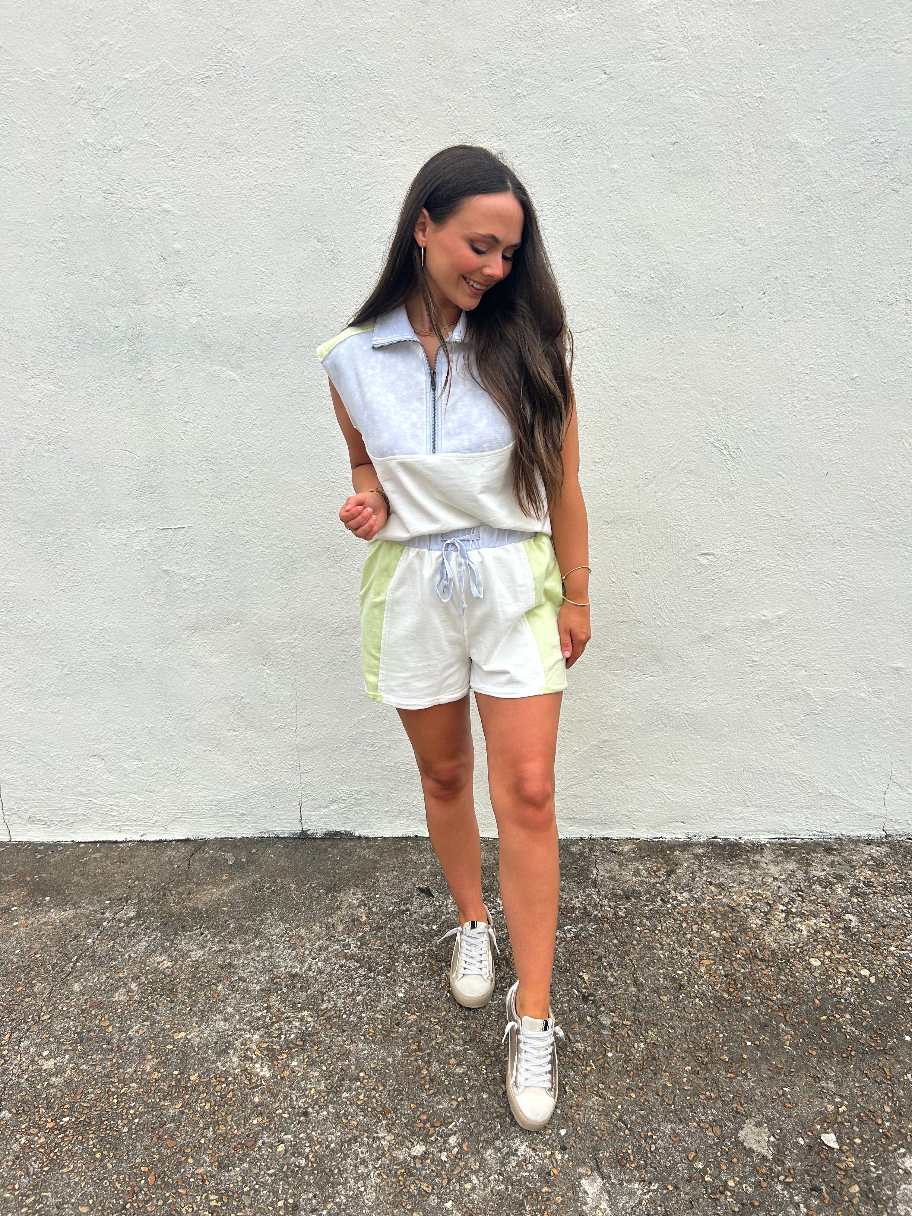 COASTAL CONTRAST TERRY HALF ZIP TOP