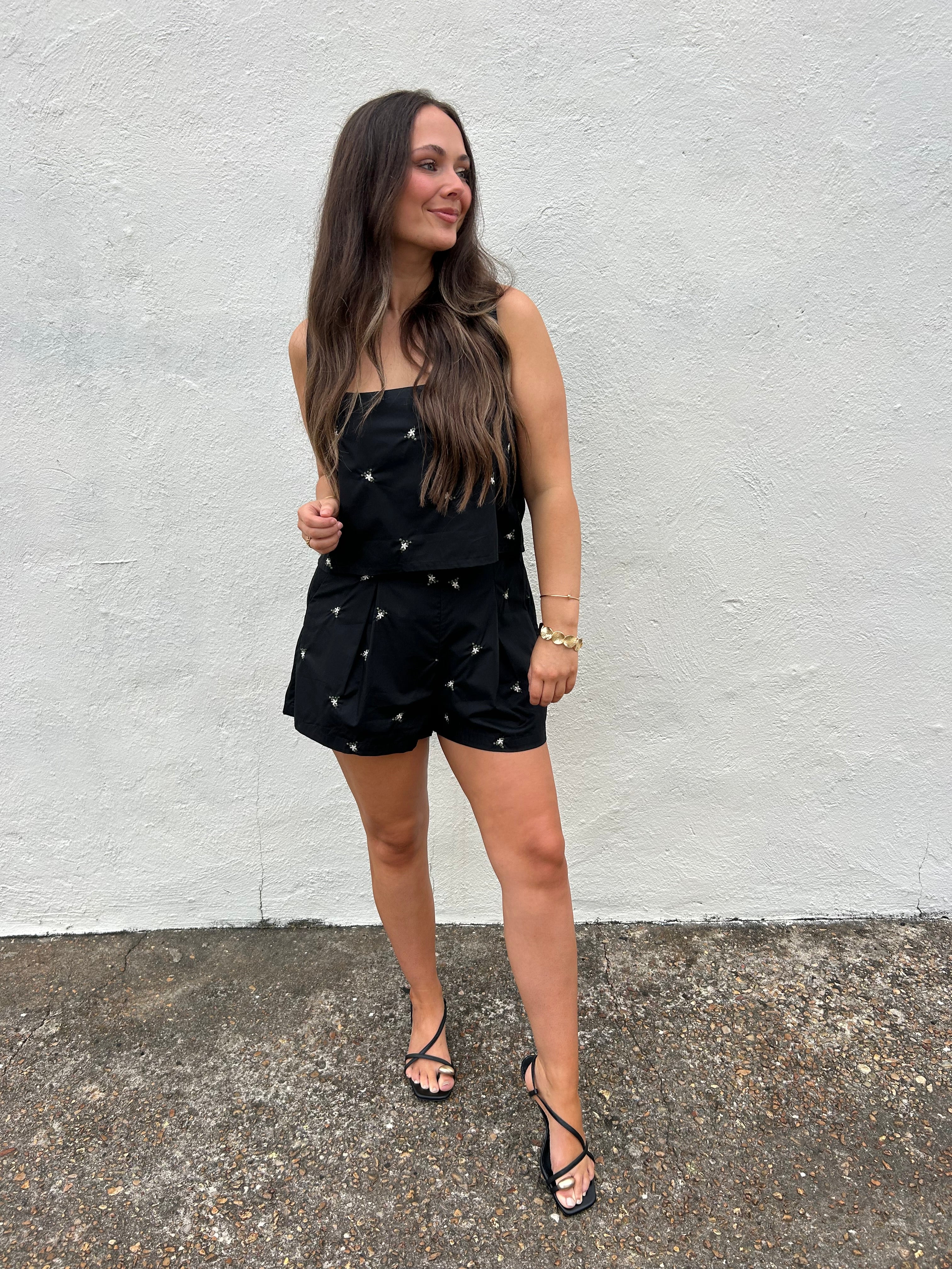 THE VIENNA EMBROIDERED SET