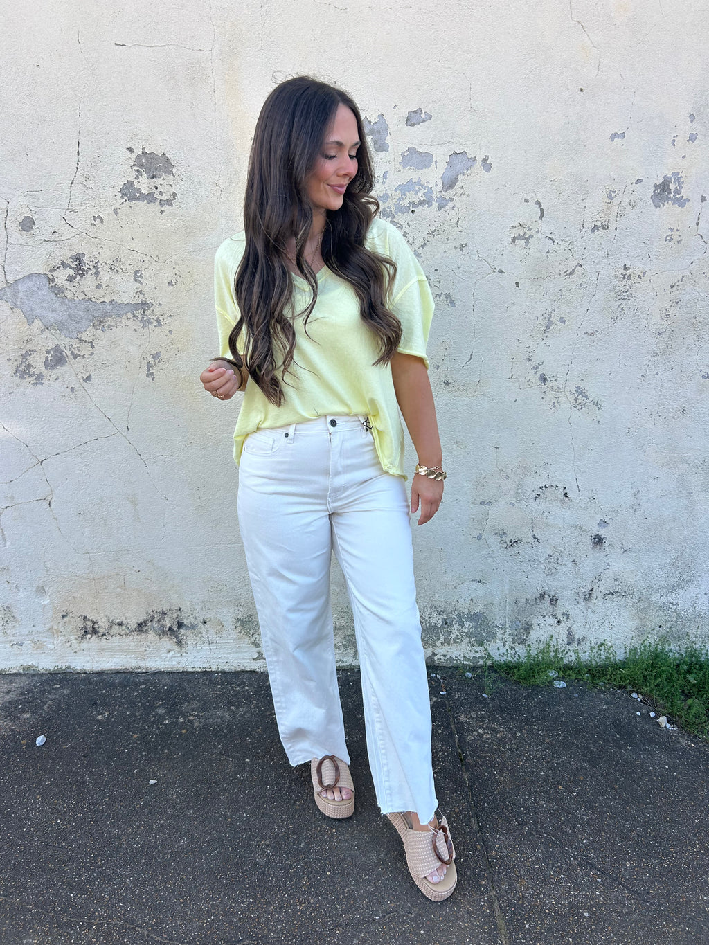 FREE PEOPLE | NINA V-NECK TEE IN LEMONWATER
