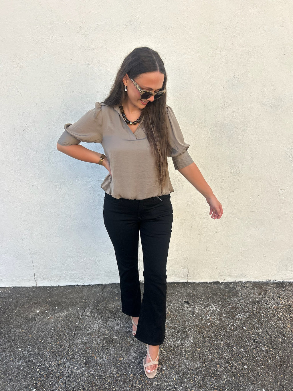 MONROE SATIN COLLARED BLOUSE