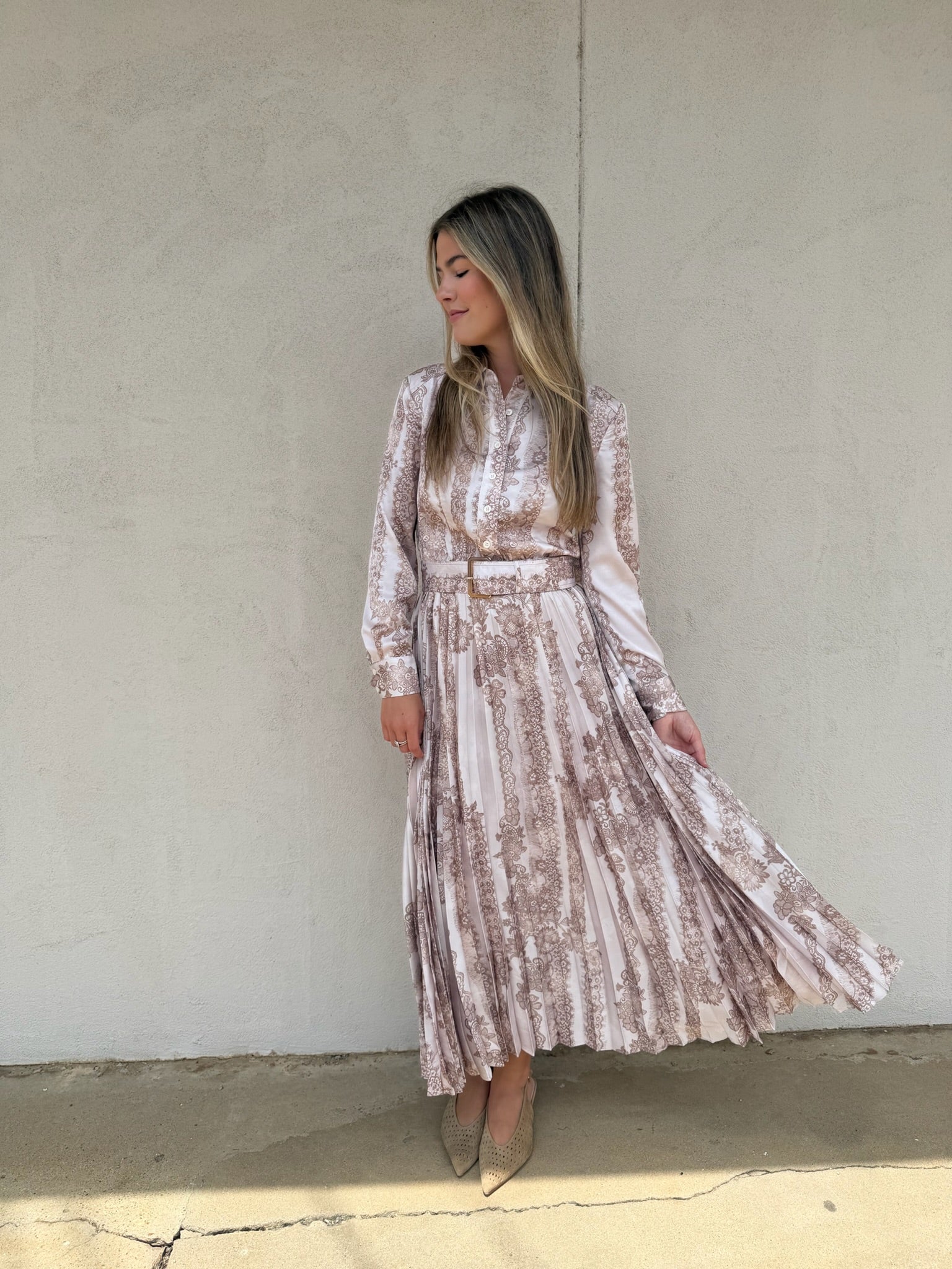 THE BLUSH HEIRLOOM MIDI DRESS