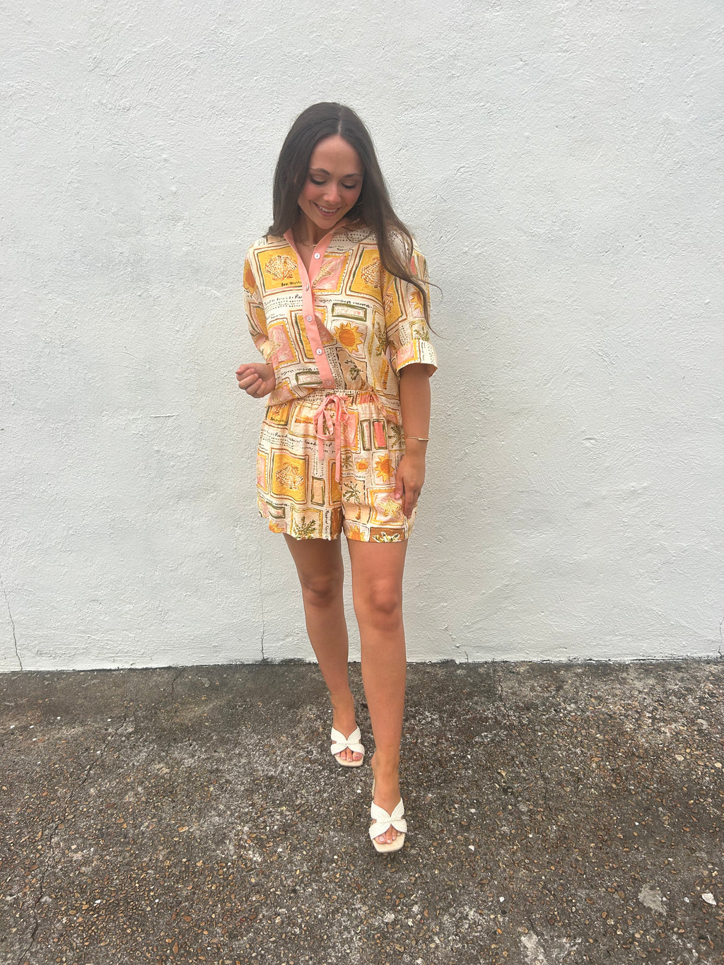 SANDCASTLE PRINT BUTTON FRONT BLOUSE