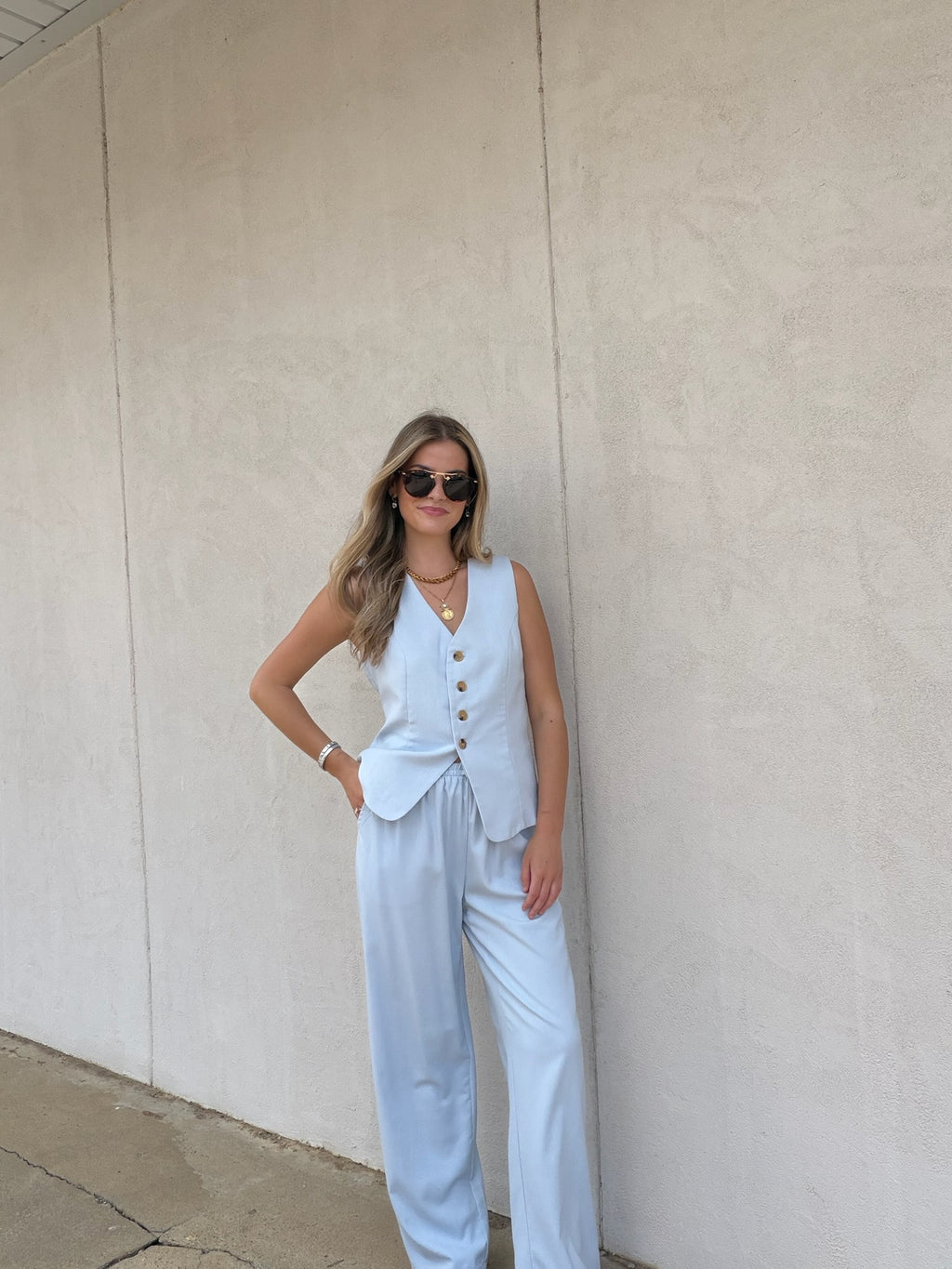 POWDER BLUE LINEN VEST