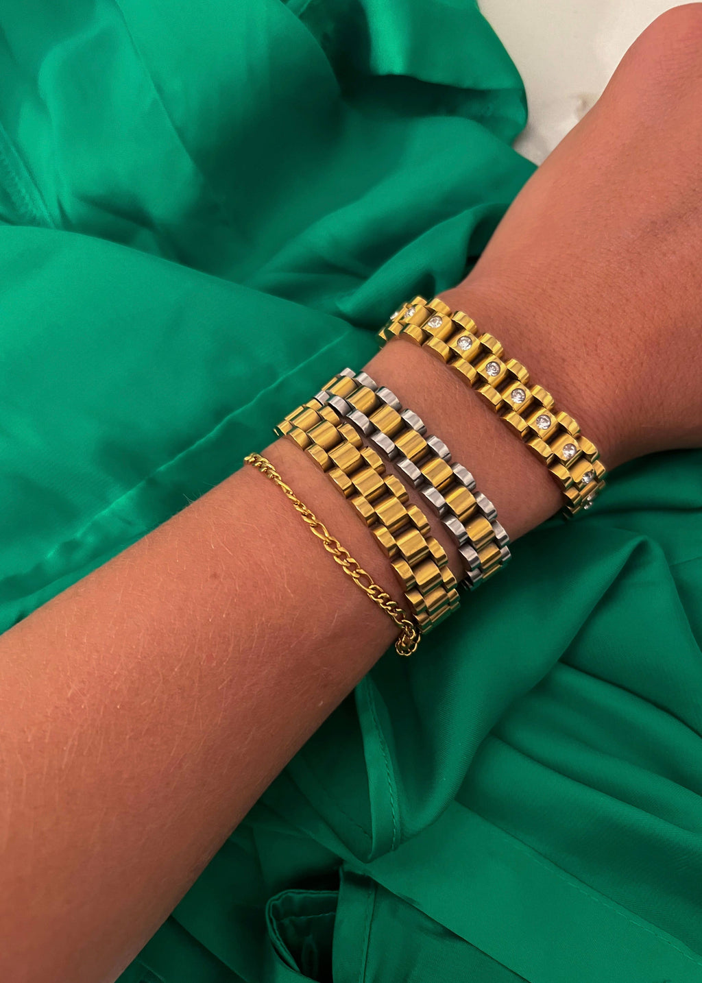 CHANSUTT PEARLS | THE CHAIN WATCH BAND BRACELET: GOLD
