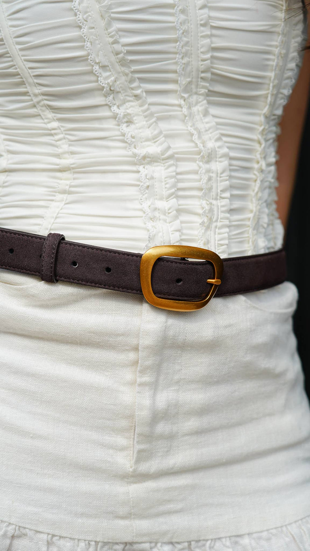 SUEDE BELT WITH ORGANIC SHAPE BUCKLE | CHOCOLATE