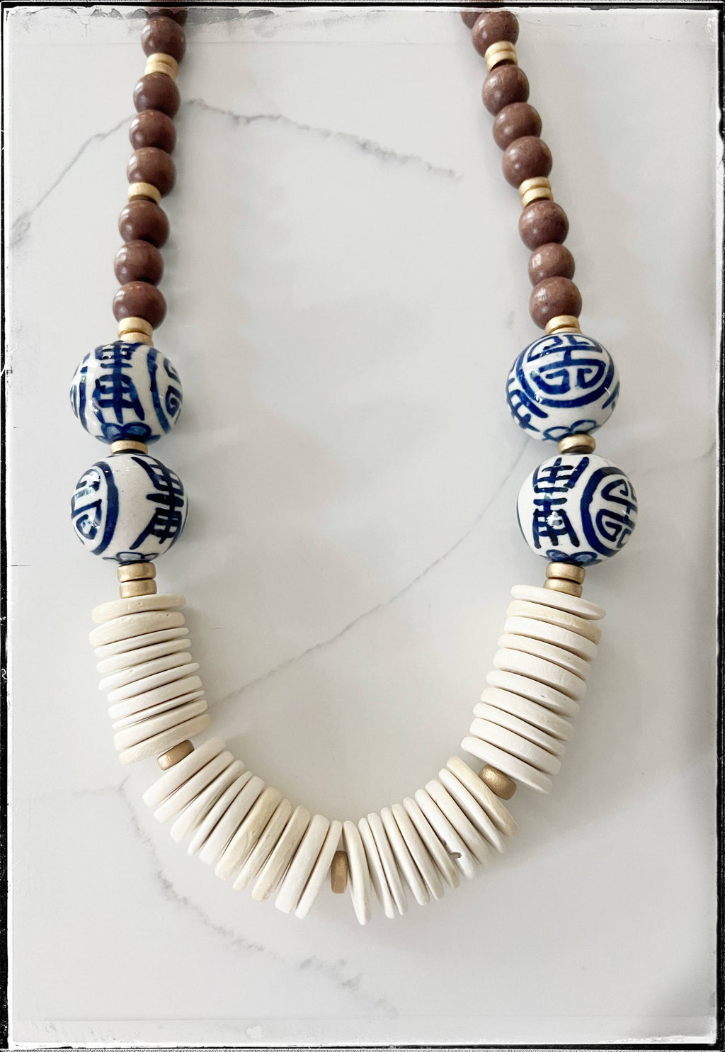 GENTRY BY JENNA | BLUE CHINOISERIE + WOOD NECKLACE
