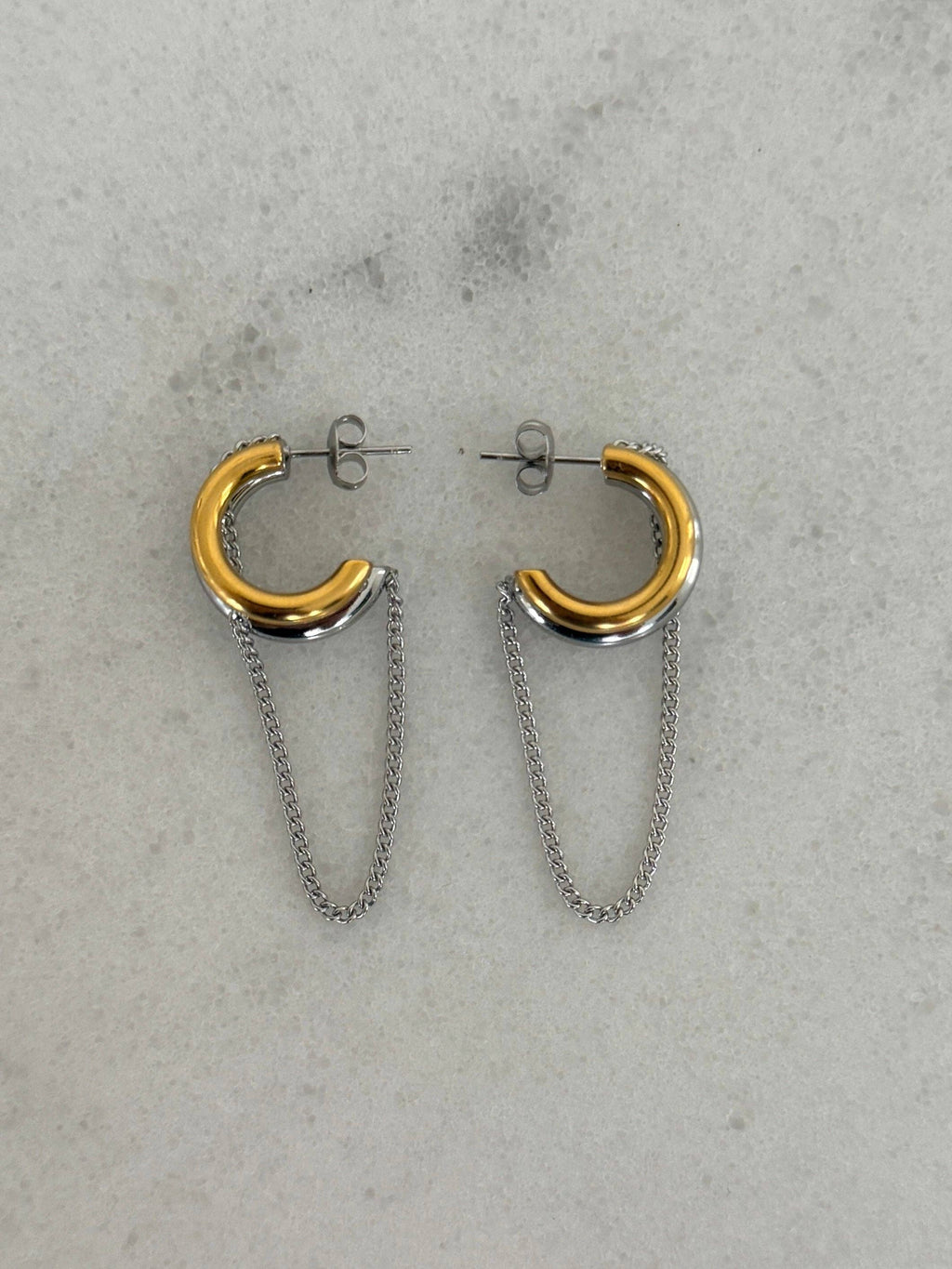 CHANSUTT PEARLS | AMANDA EARRINGS
