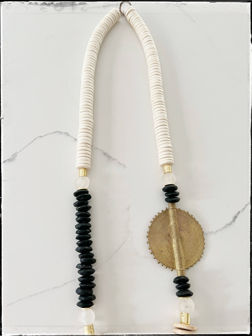 GENTRY BY JENNA | BRASS PENDANT NECKLACE - TAN + BLACK BEAD